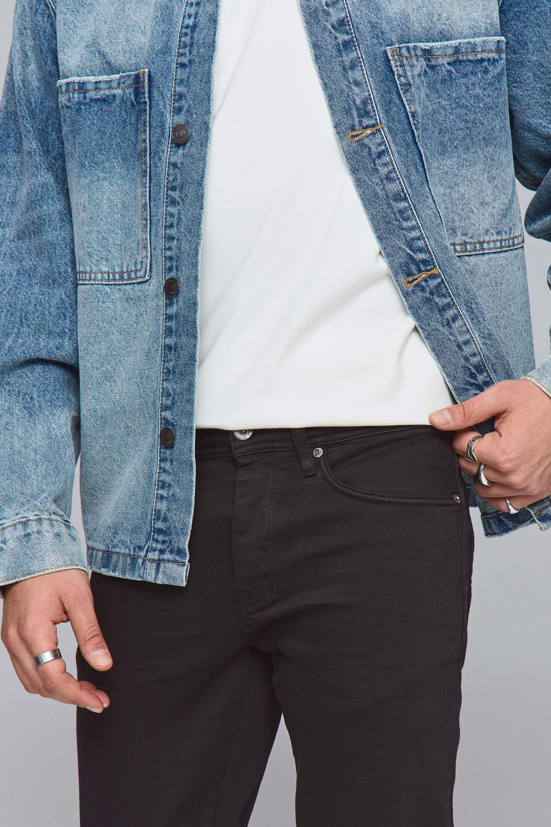 ג'ינס מאדוק קולור