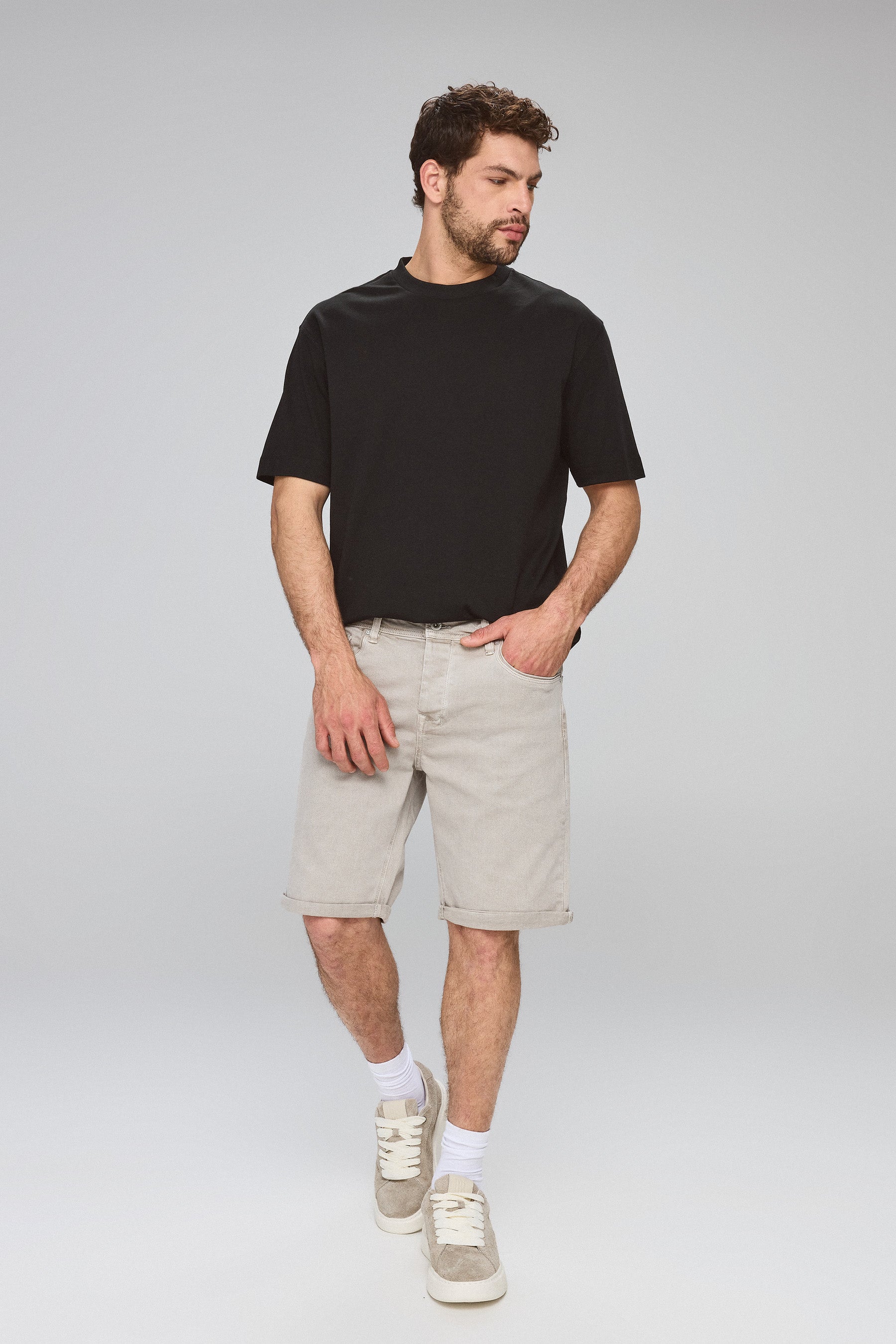 ברמודה ג'ינס מאדוק קולור