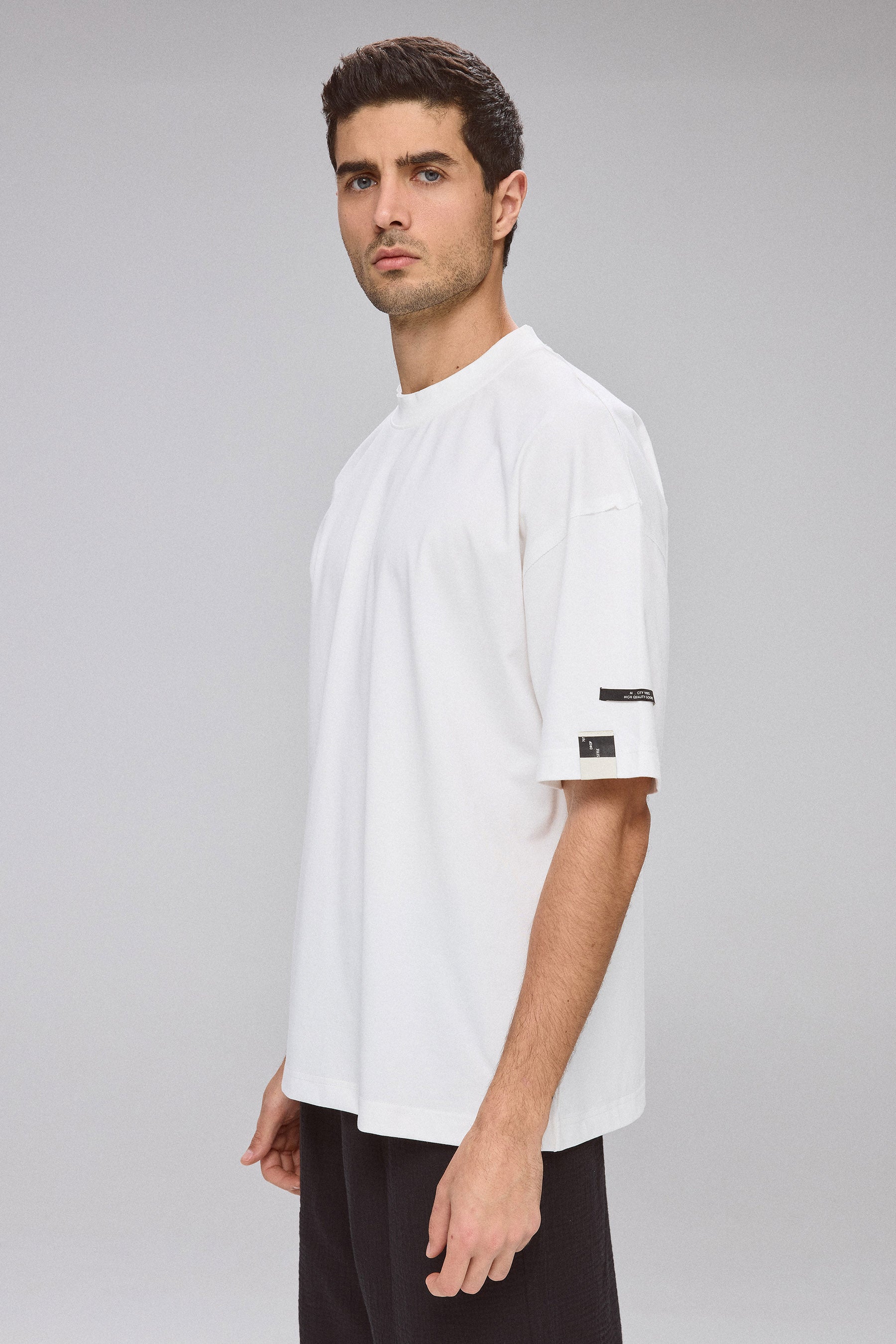 טישירט רומי