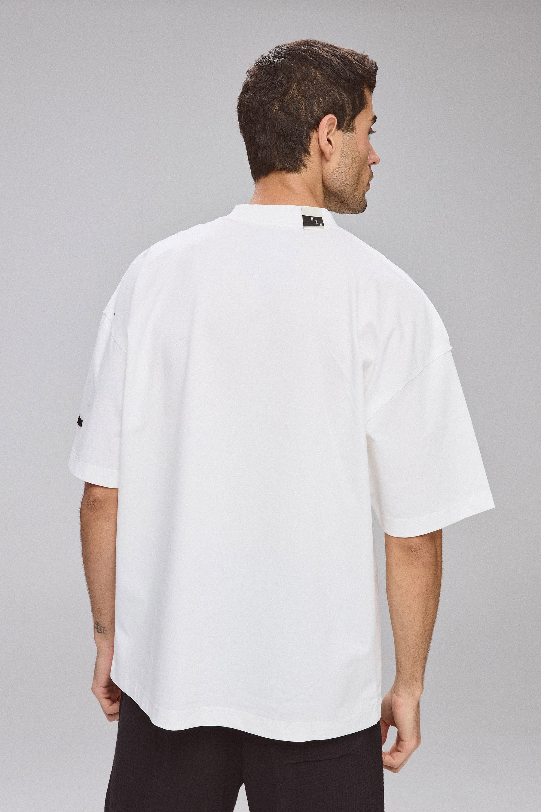 טישירט רומי