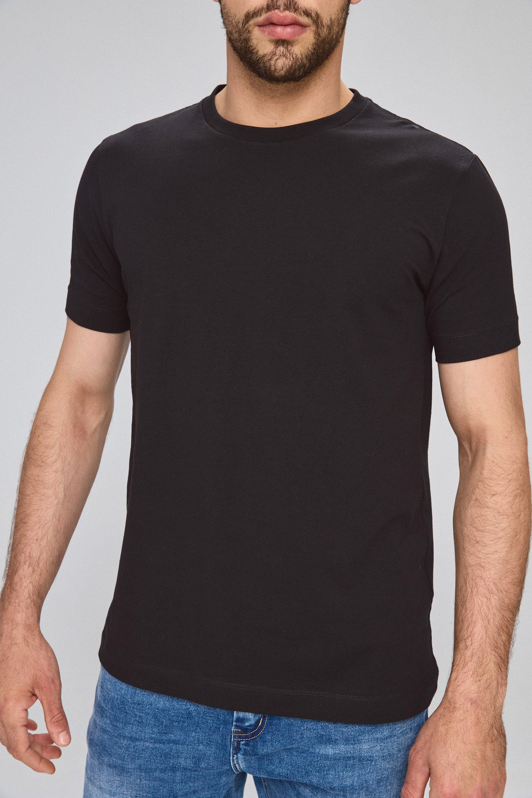 טי ניקי בייסיק לייקרה