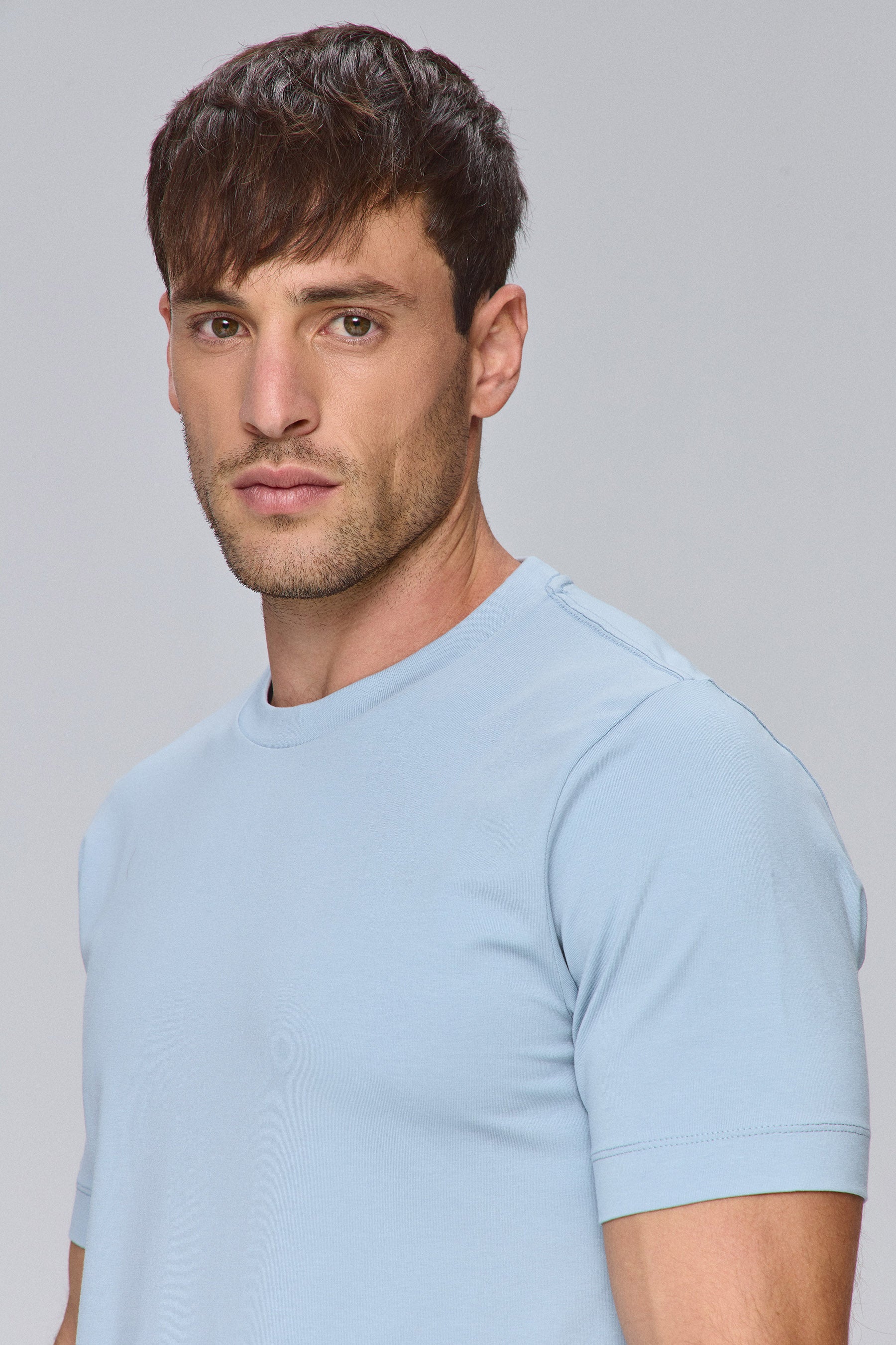 טי ניקי בייסיק לייקרה