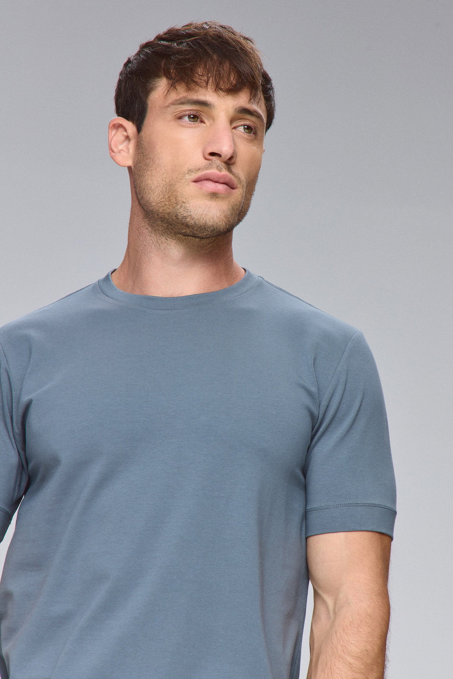 טי ניקי בייסיק לייקרה