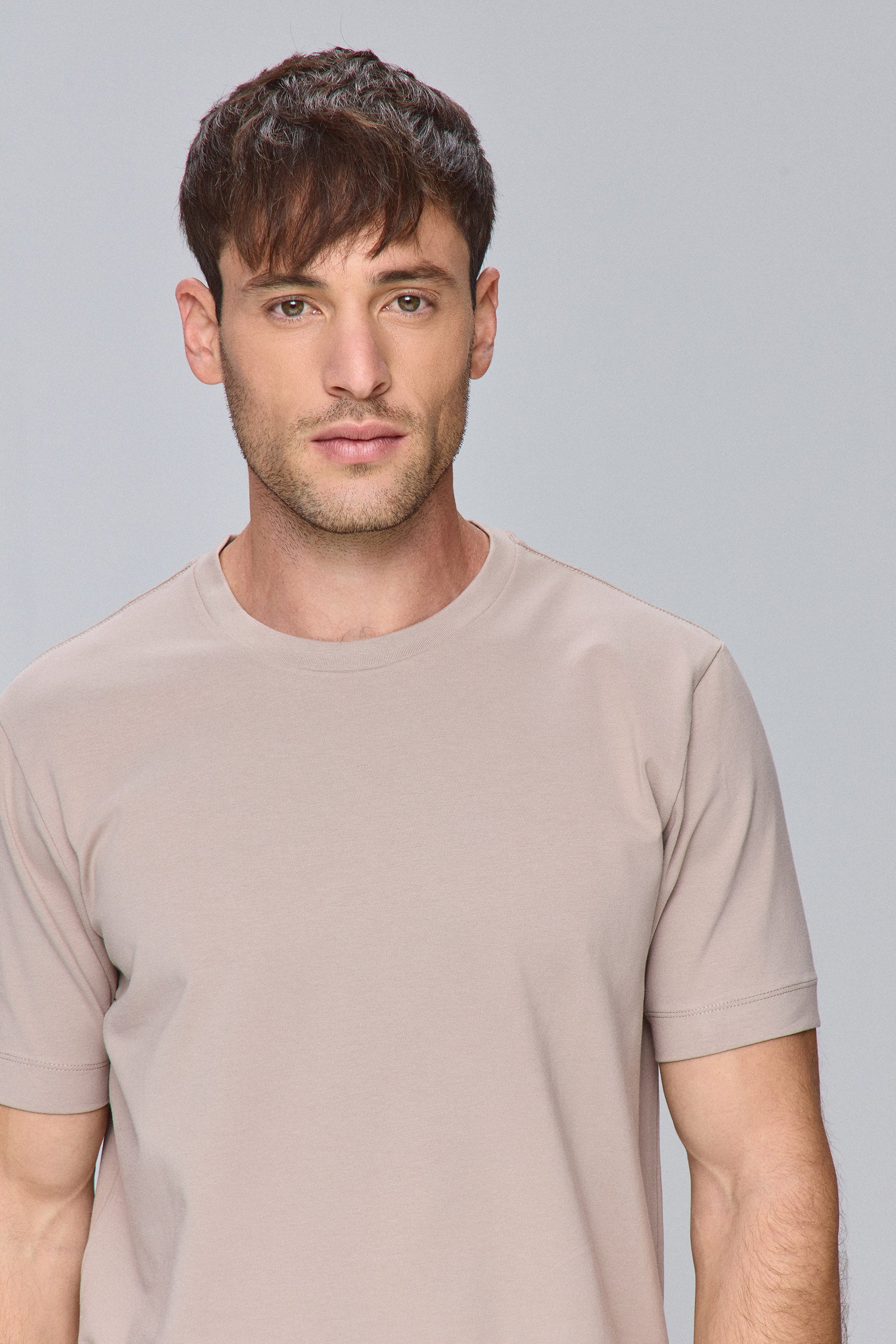 טי ניקי בייסיק לייקרה