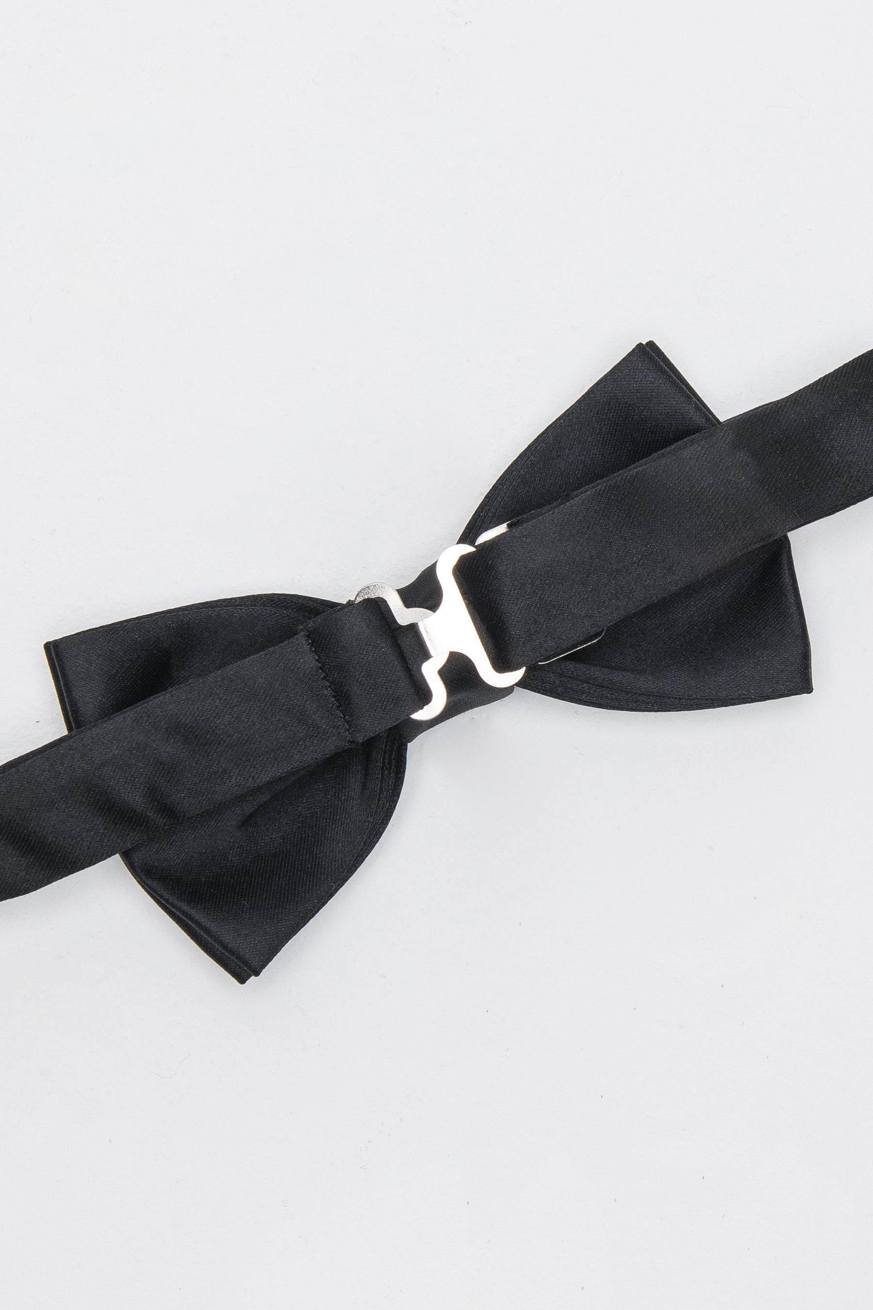 עניבת פפיון סאטן