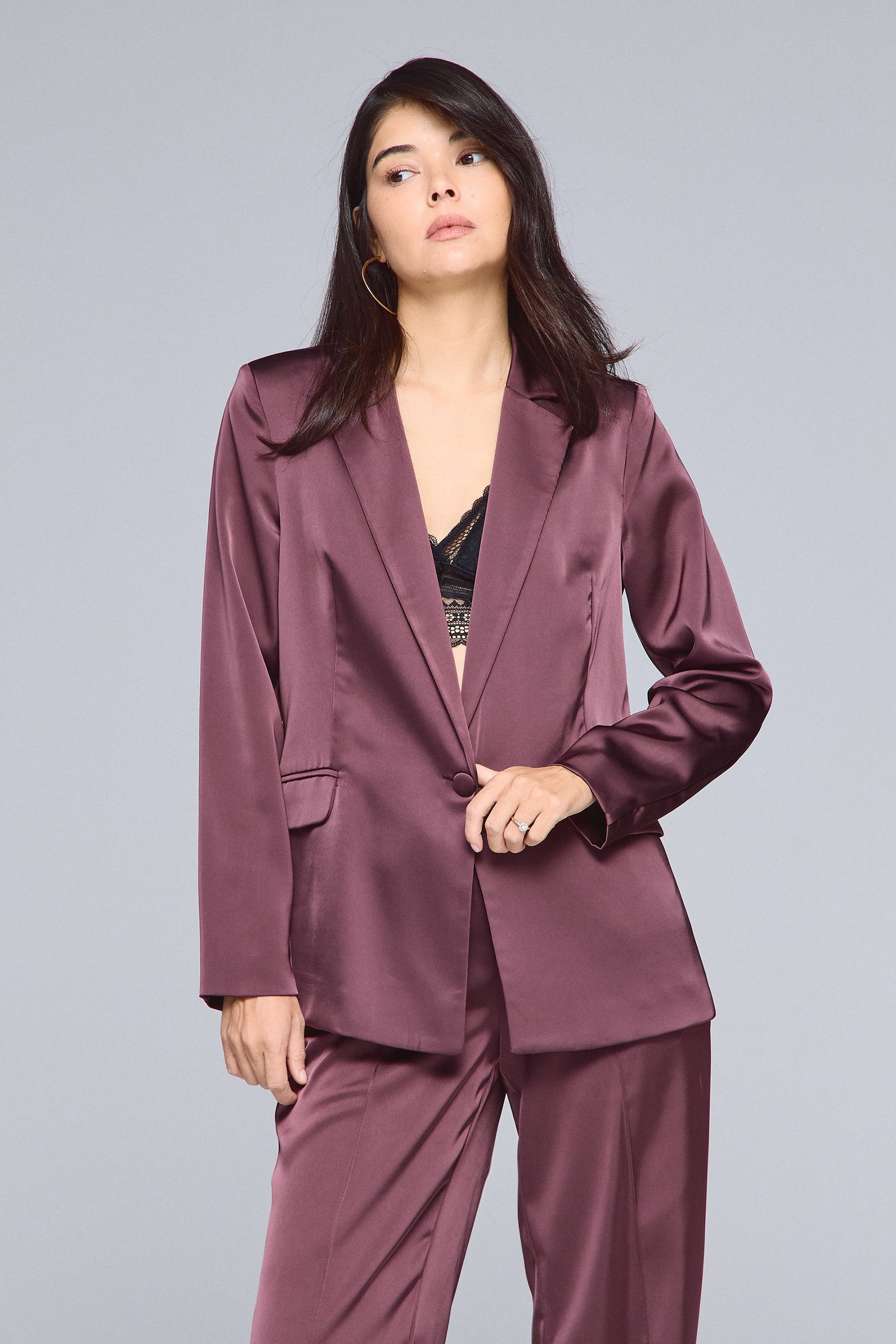 גיקט מחויט עם כיסים