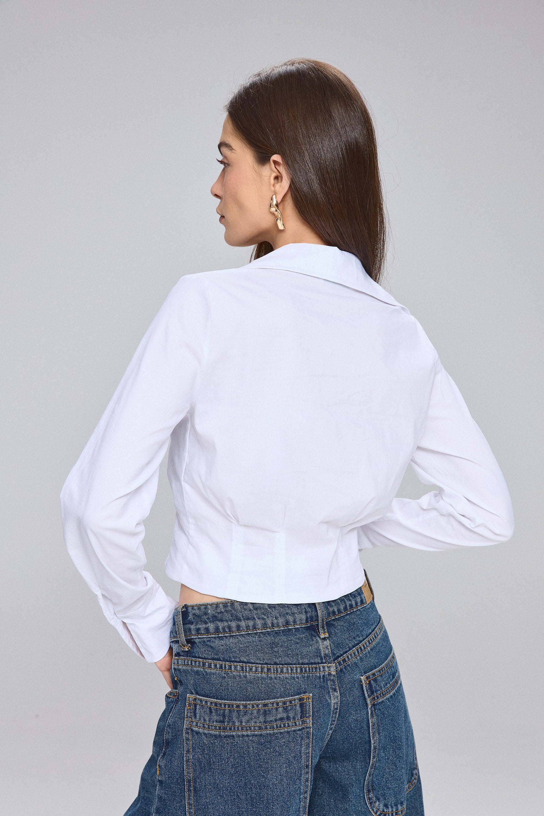 חולצת נעומי מכופתרת בלון