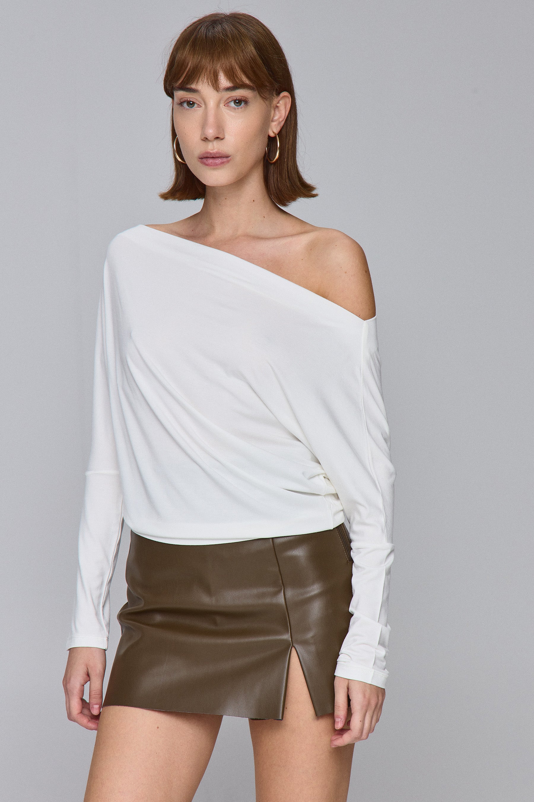 חולצת עטלף ארוכה