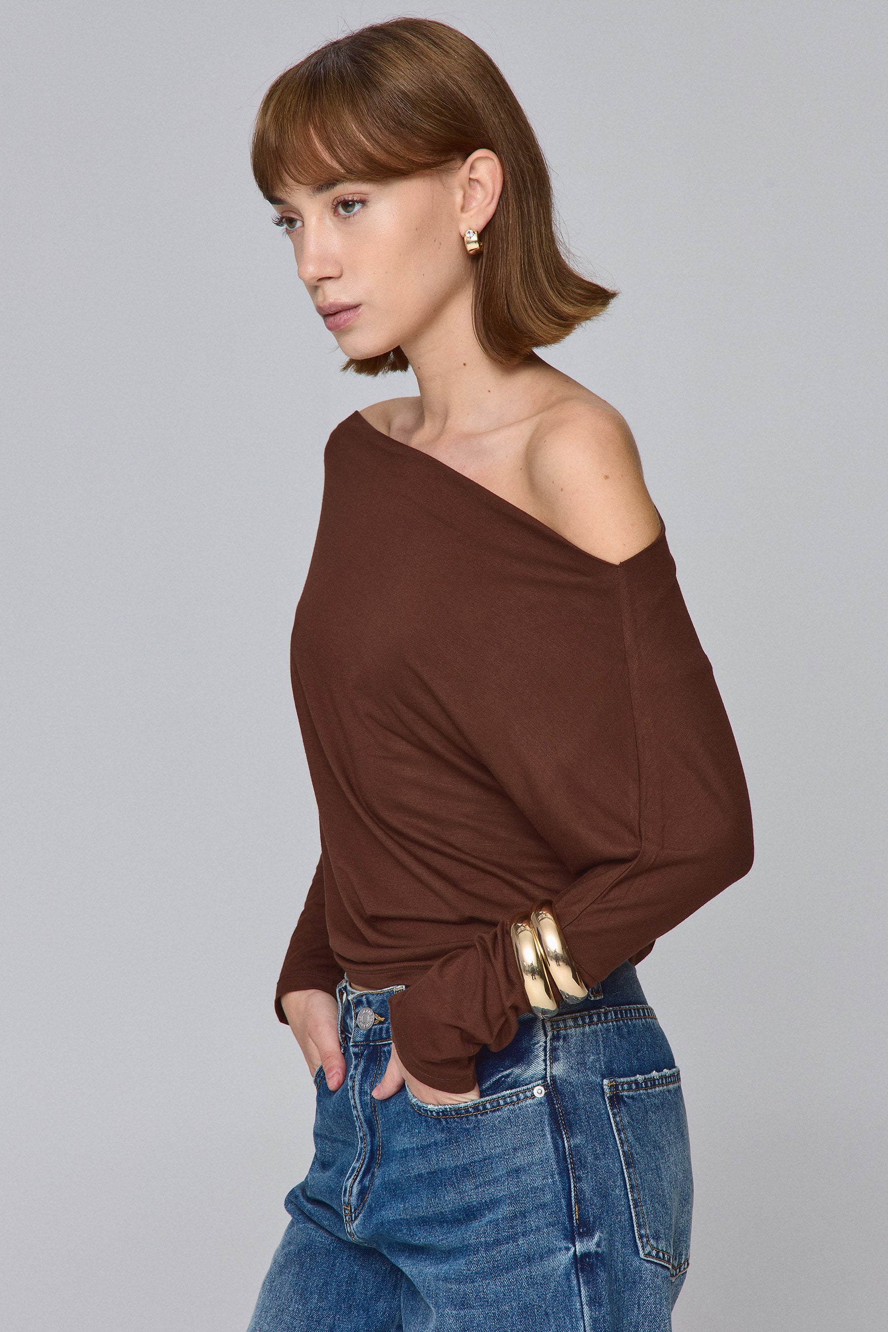 חולצת עטלף ארוכה