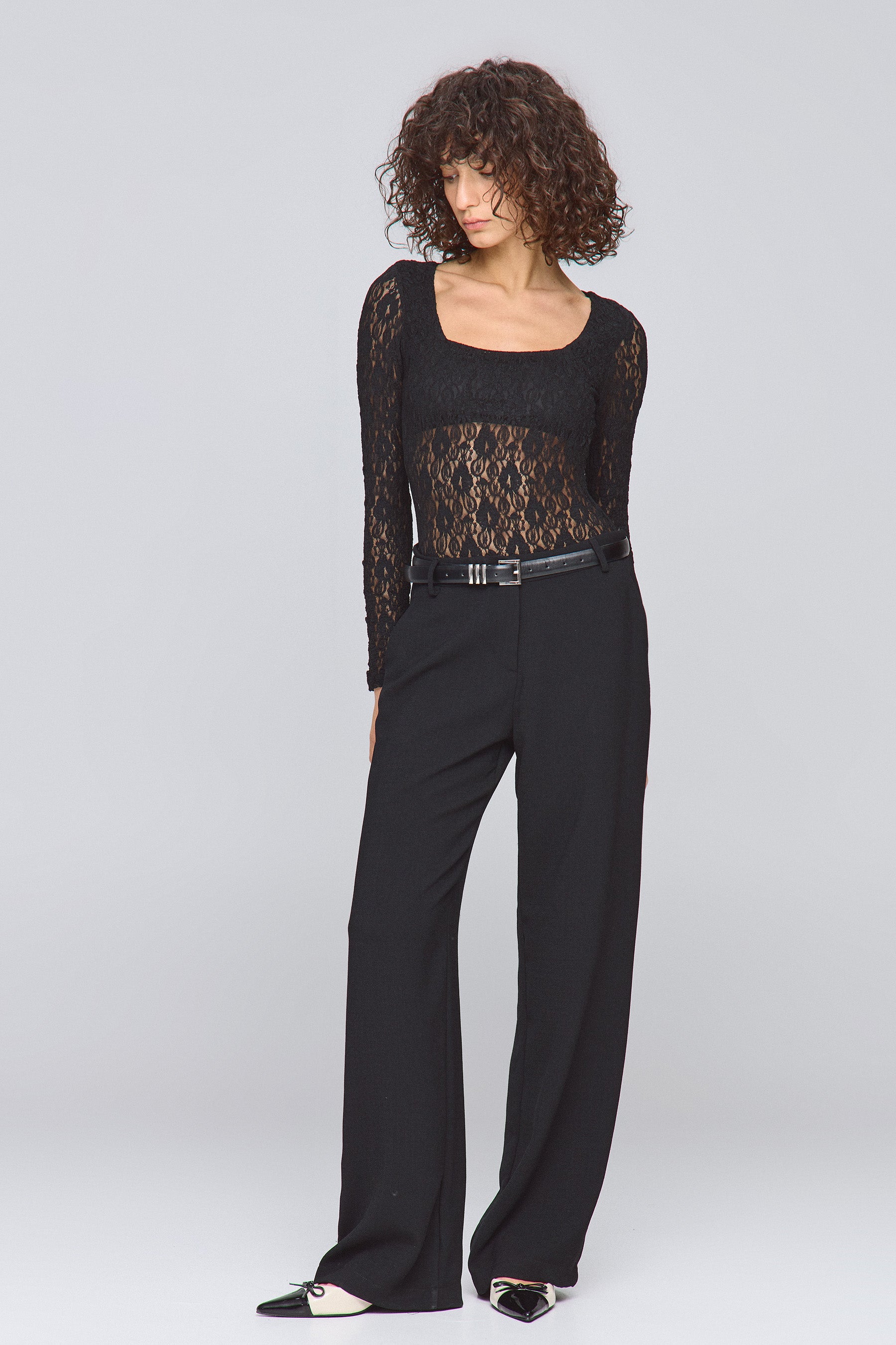 בגד גוף תחרה