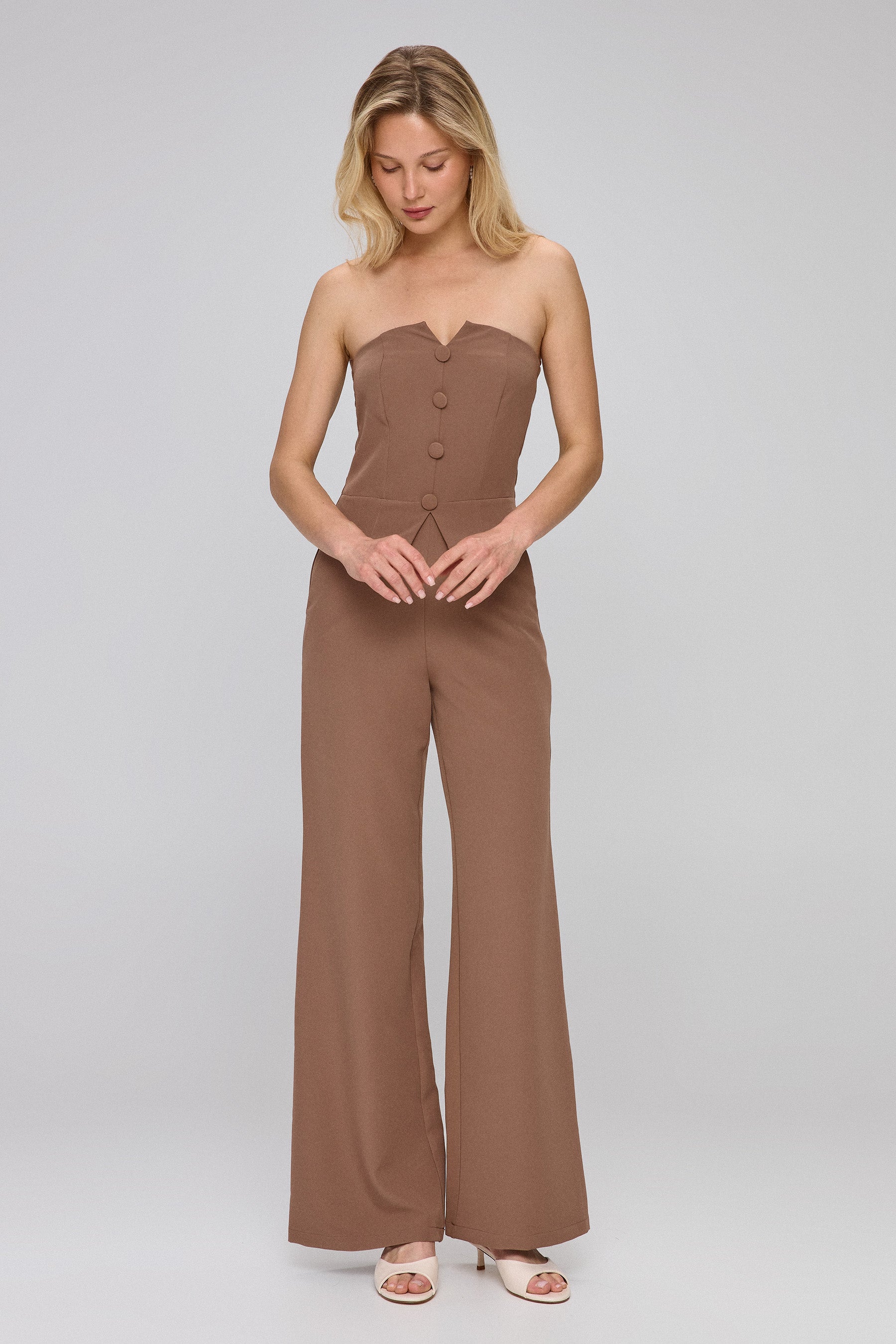 אוברול סטרפלס עם כפתורים