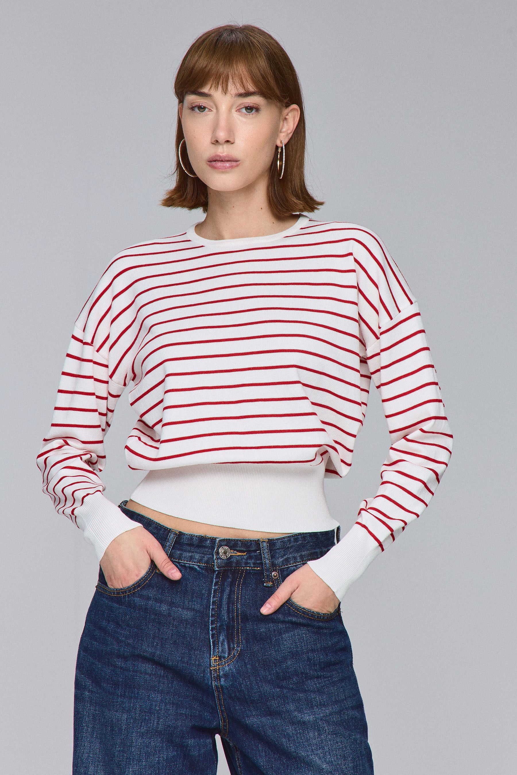 סריג ניקי בלוזון