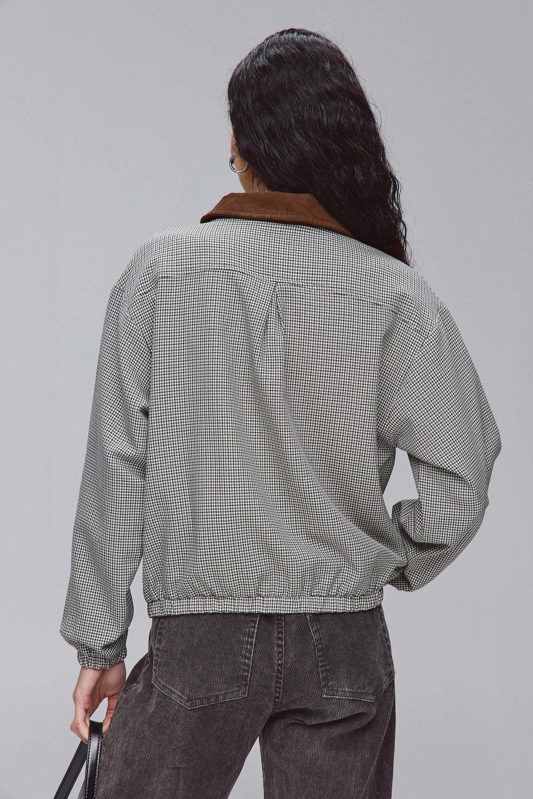 ג'קט משבצות עם צווארון קורדרוי