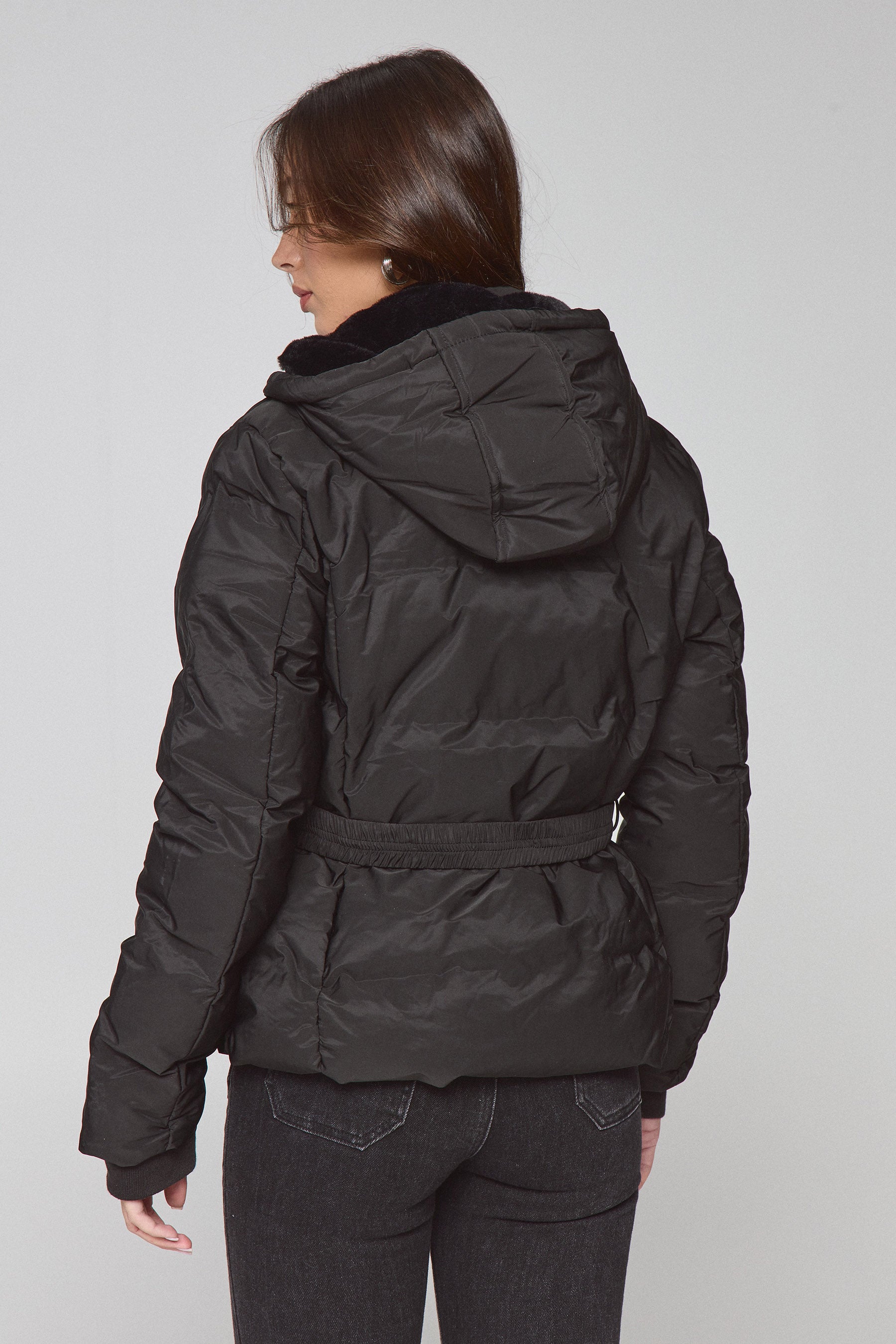 מעיל ניילון אלין