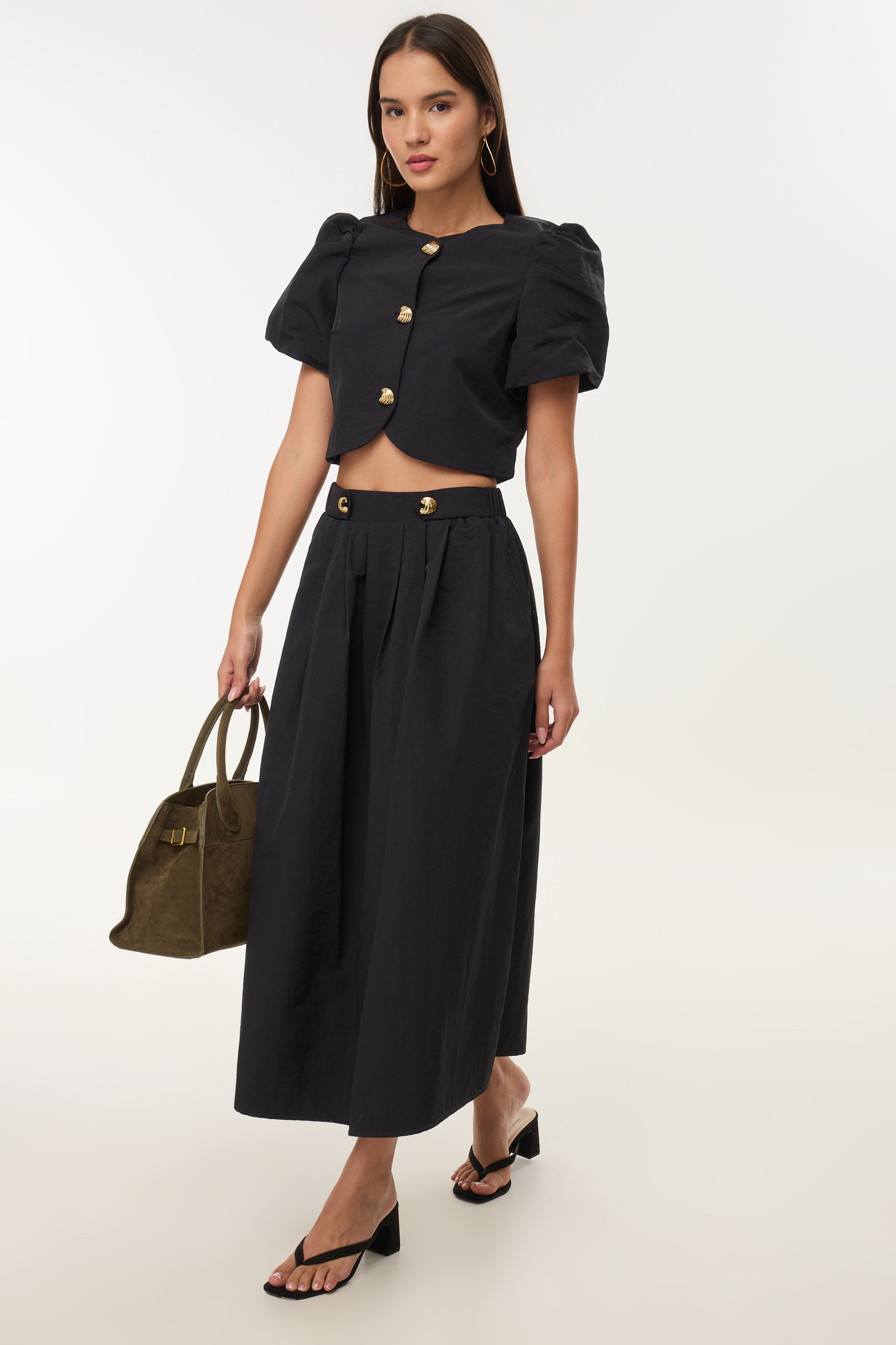 חצאית מקסי עם כפתורים מוזהבים