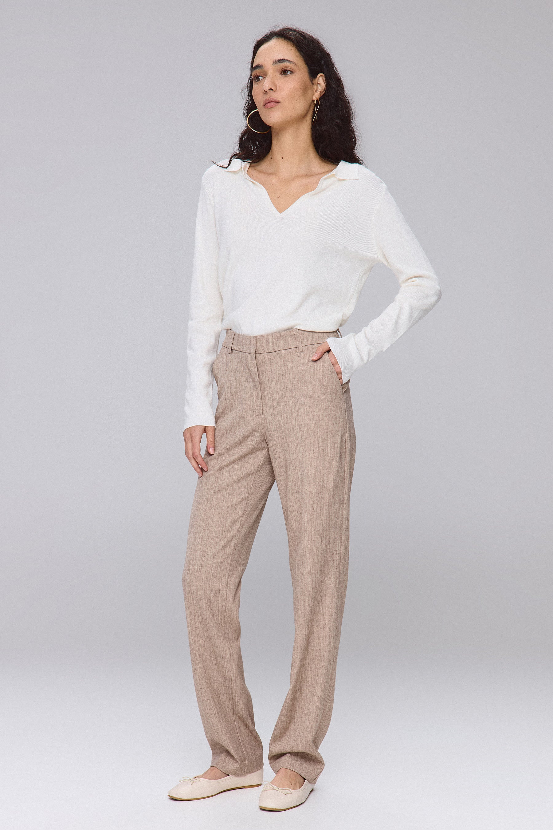 מכנסיים עם חגורה פנימית