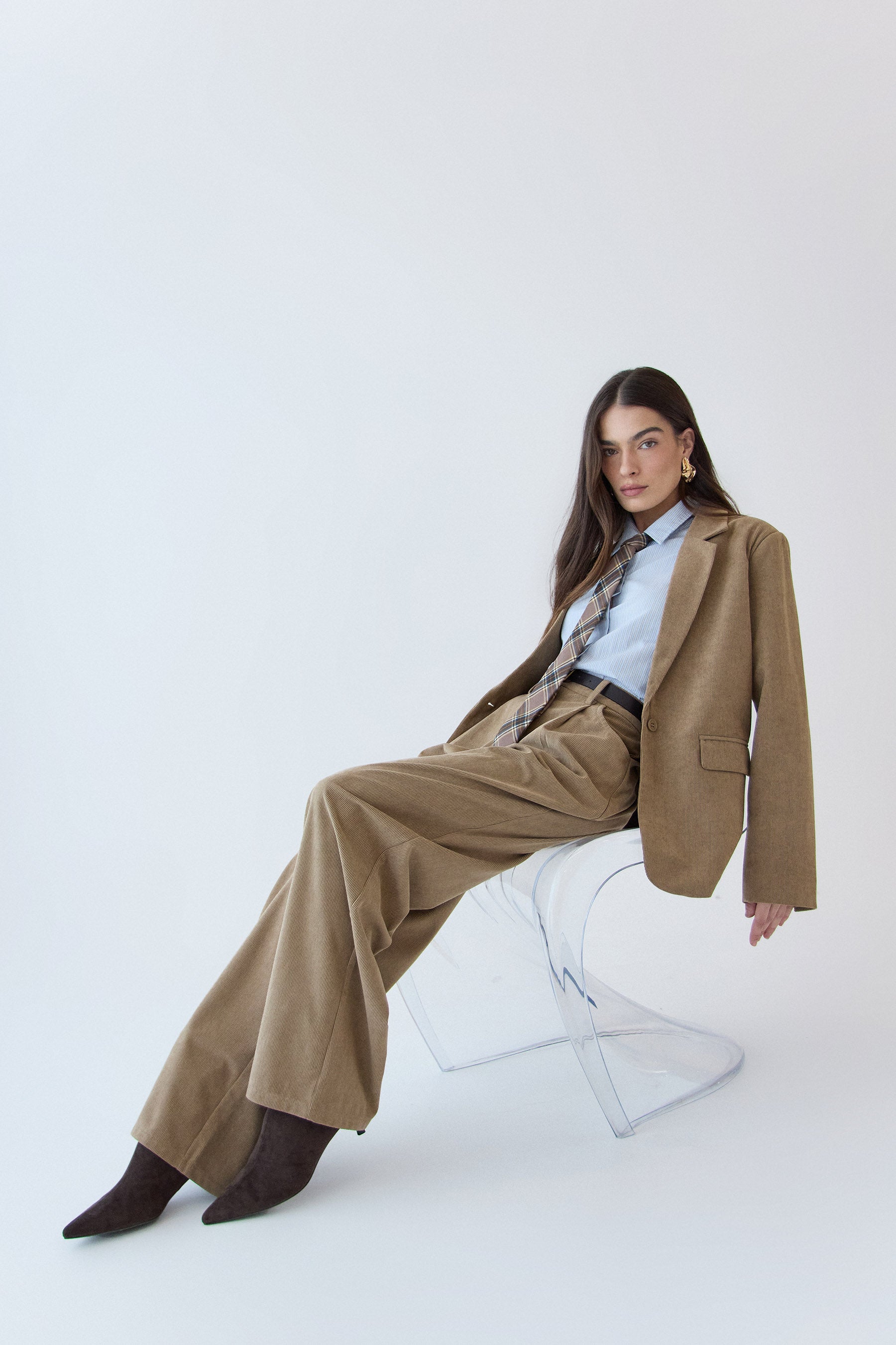 מכנס קורדרוי עם חגורה