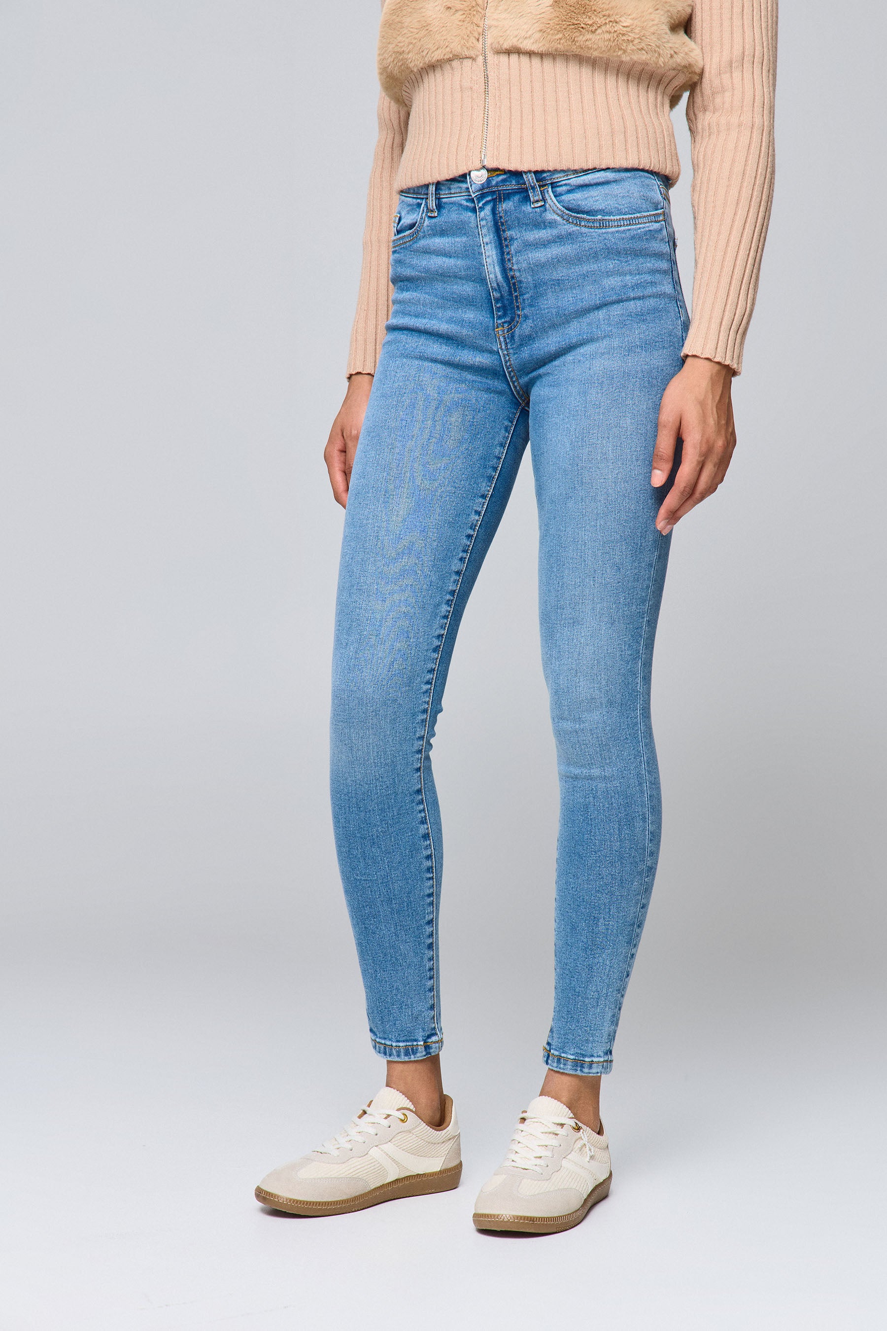 סקיני ריינבואו