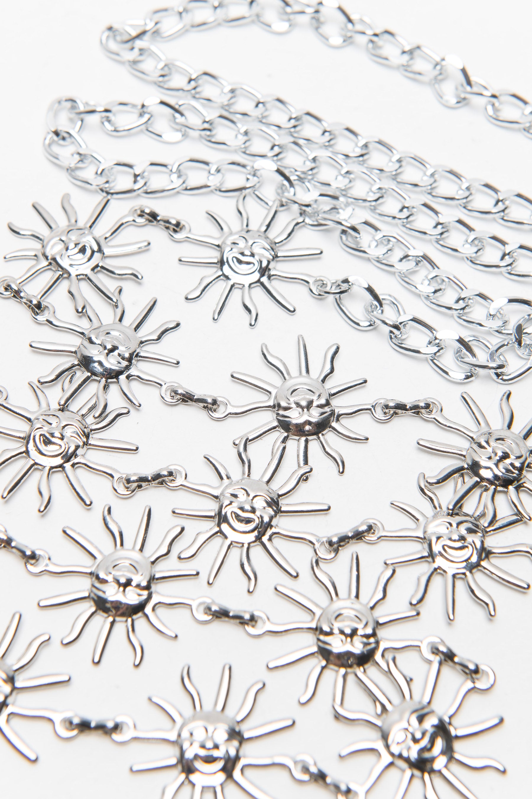 חגורת שרשרת מטאלית סאני