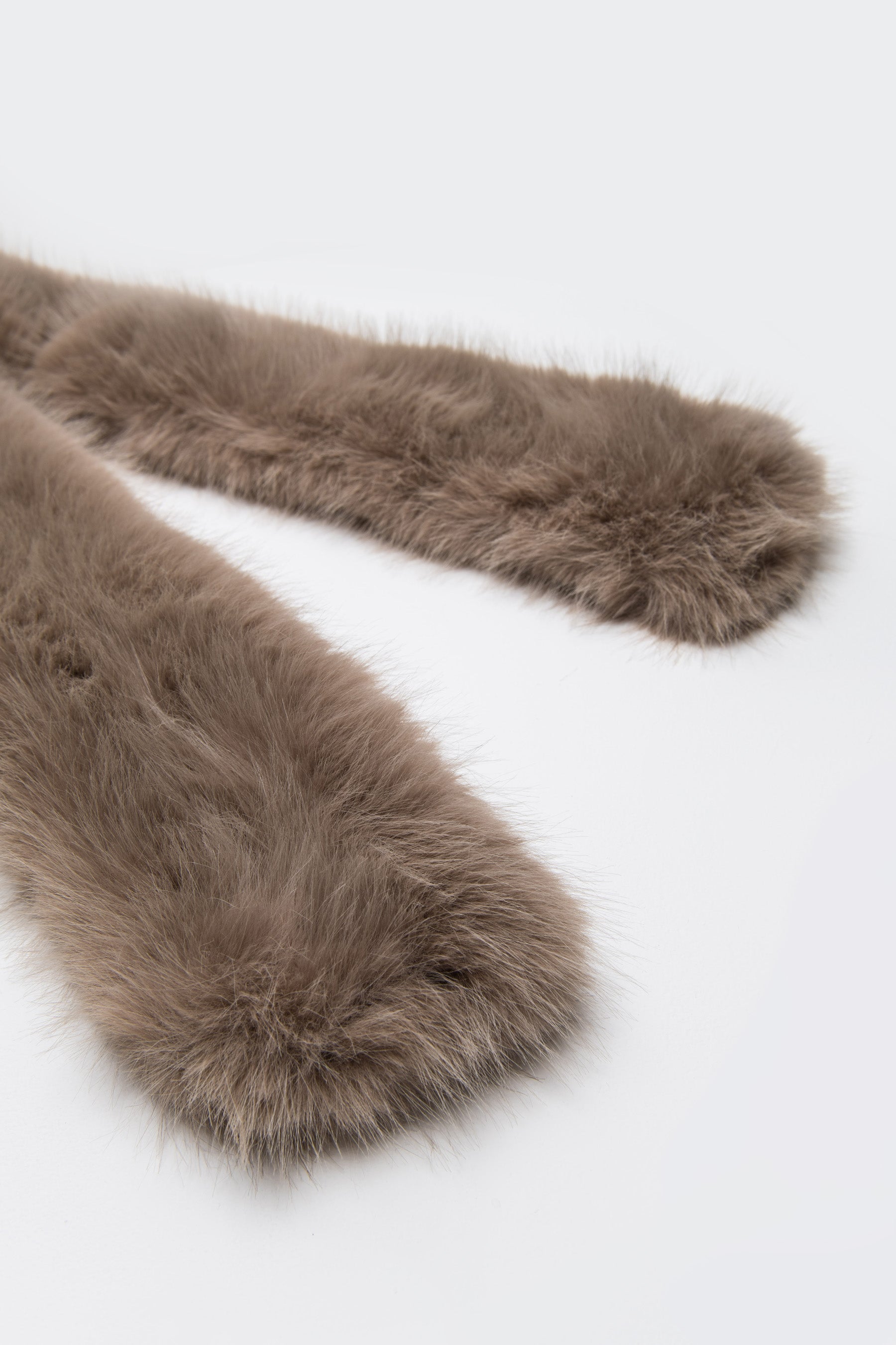 צעיף דומי פרווה