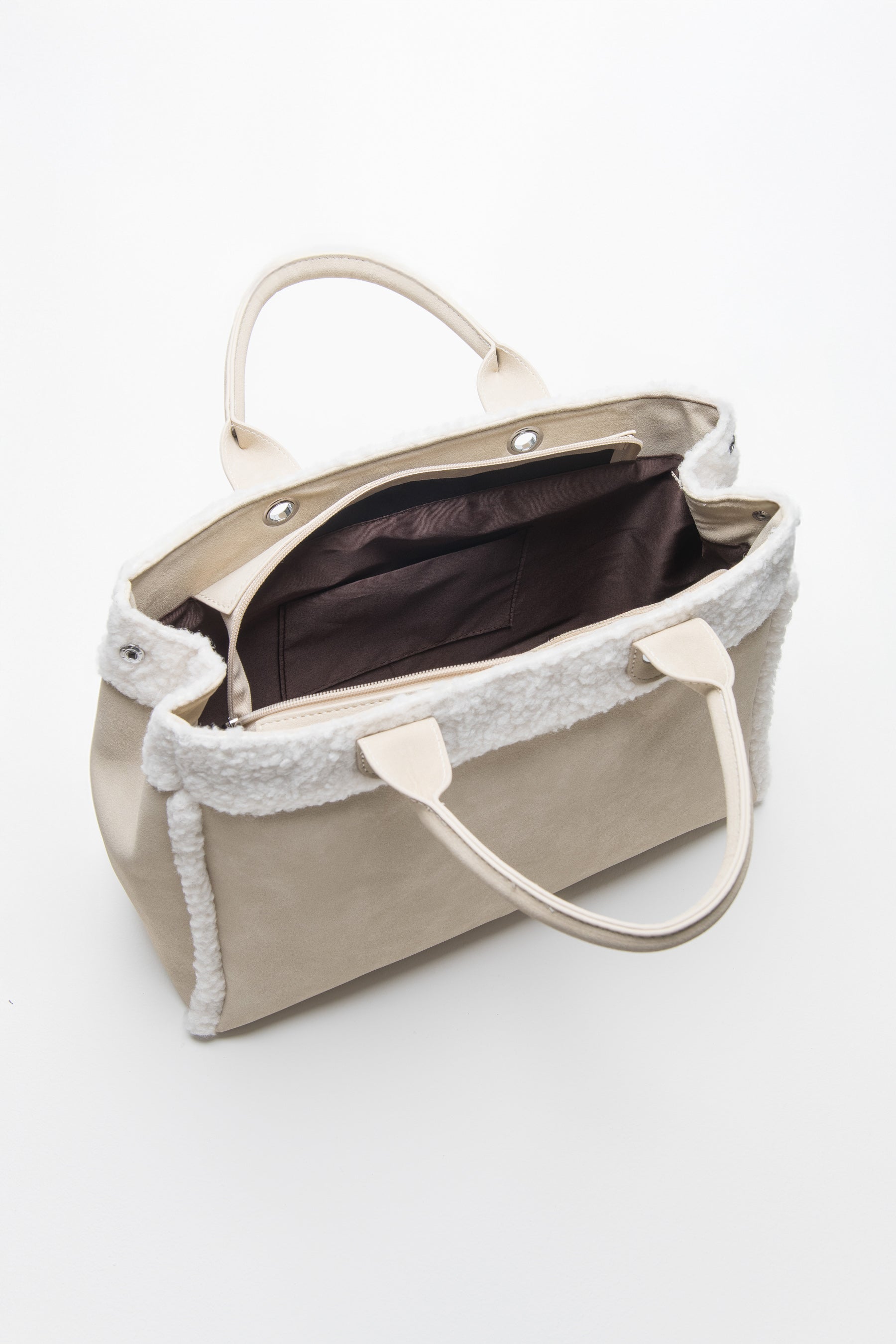 תיק נשיאה דמוי זמש וינטר