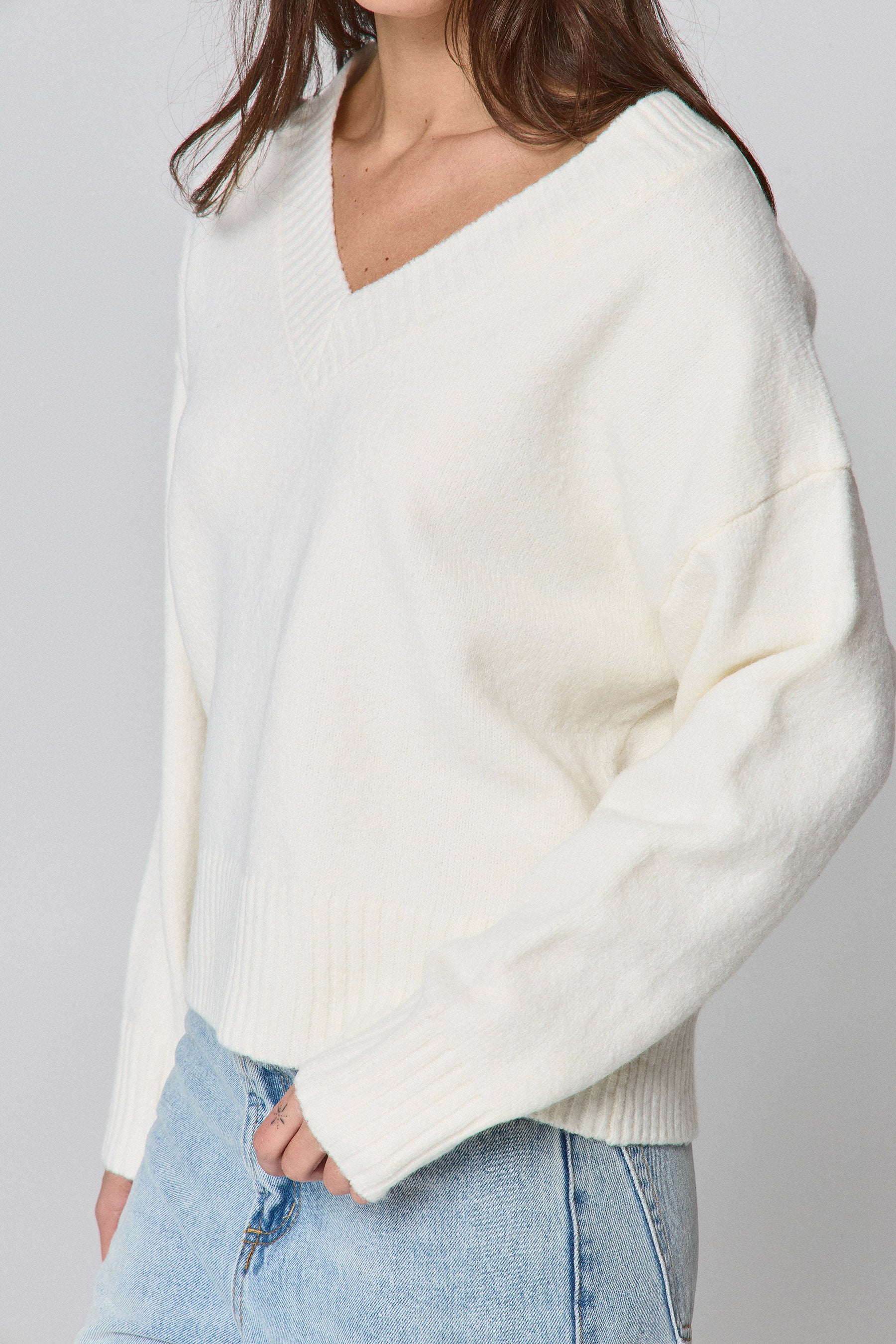 סריג עבה וי