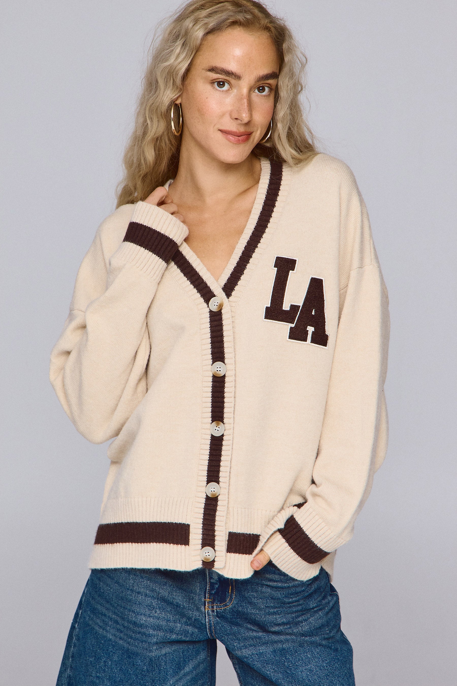 LA סריג קרדיגן