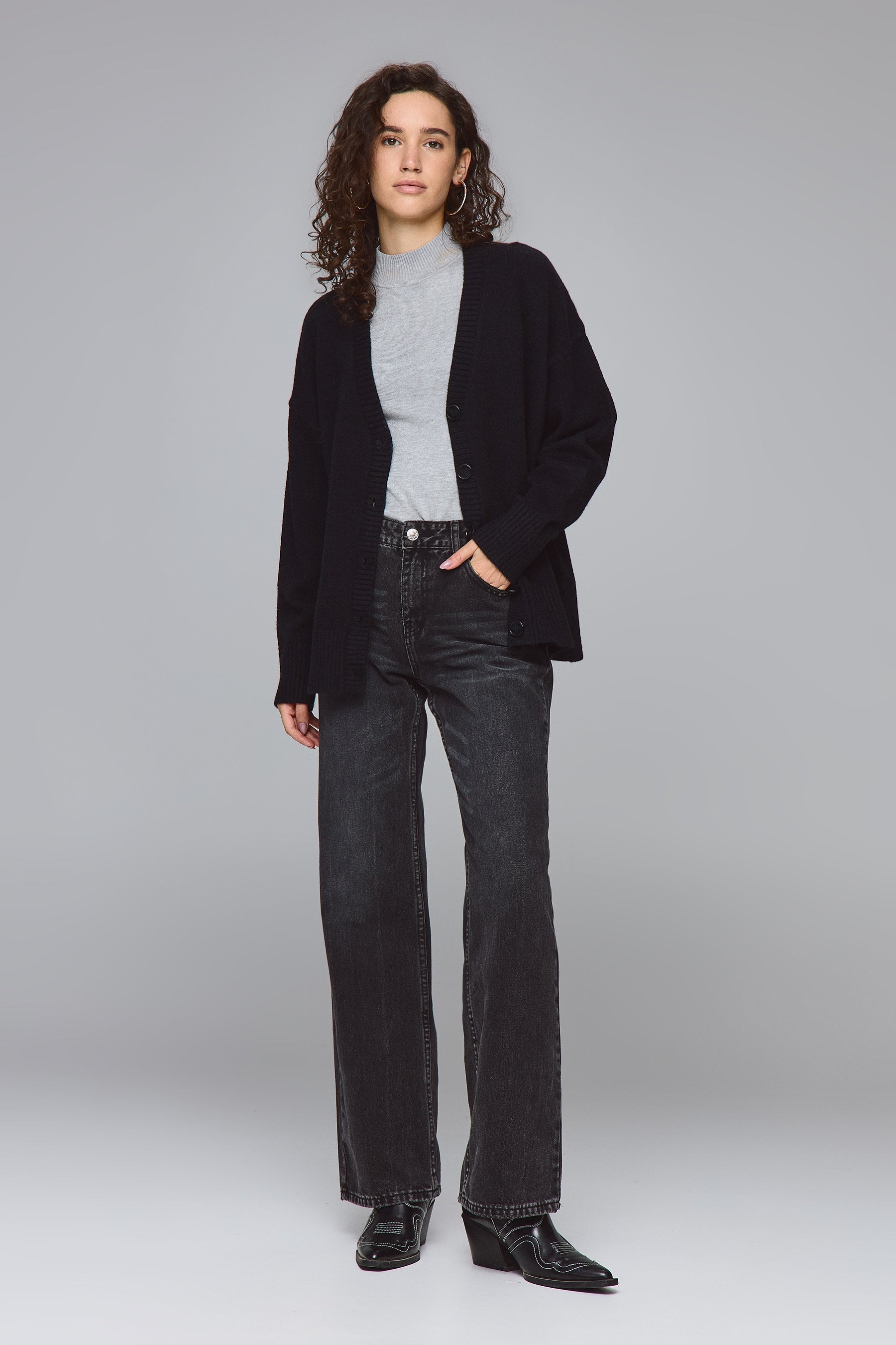 קרדיגן אוברסייז בייס