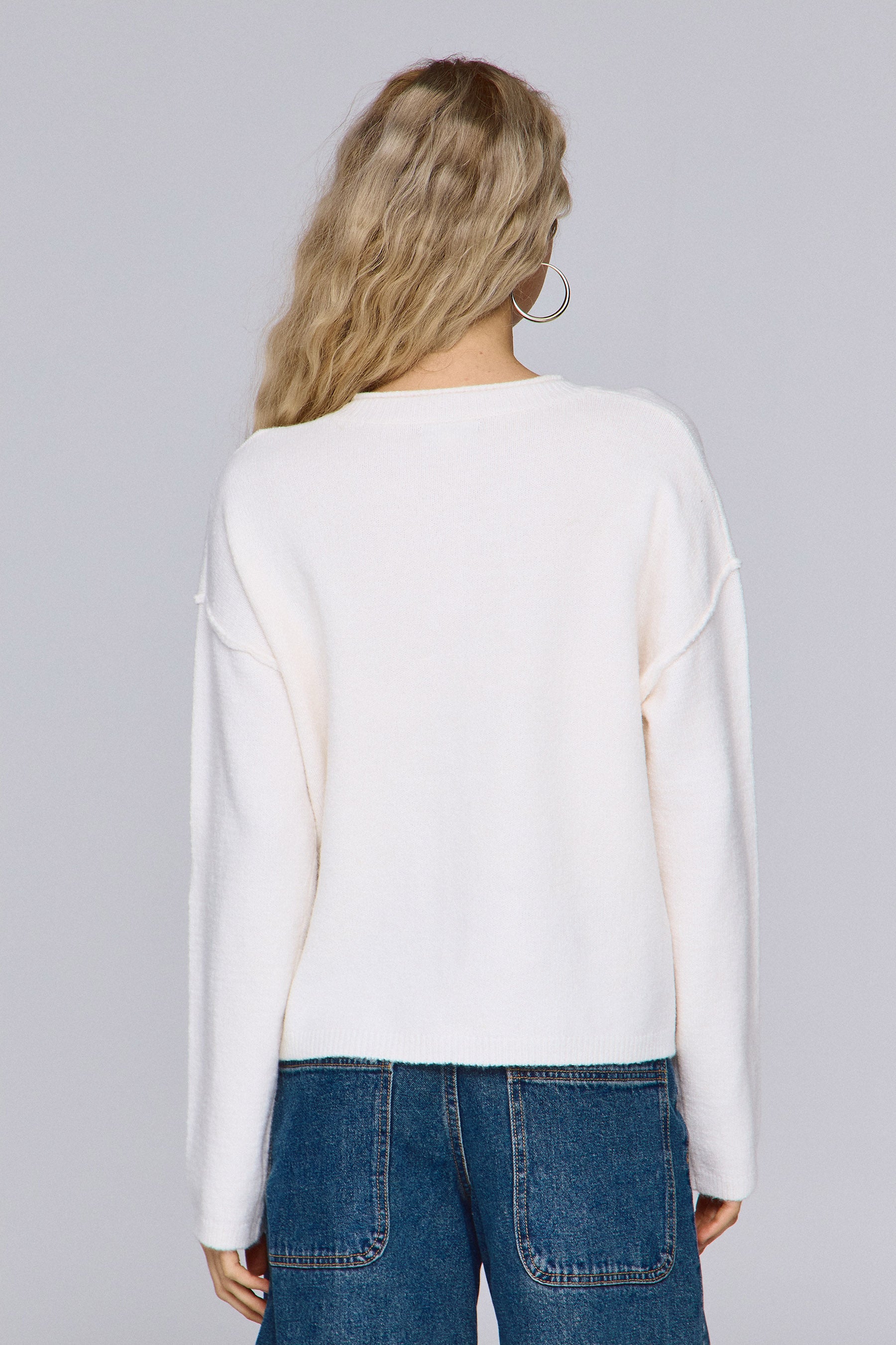 קרדיגן ניקי בייס