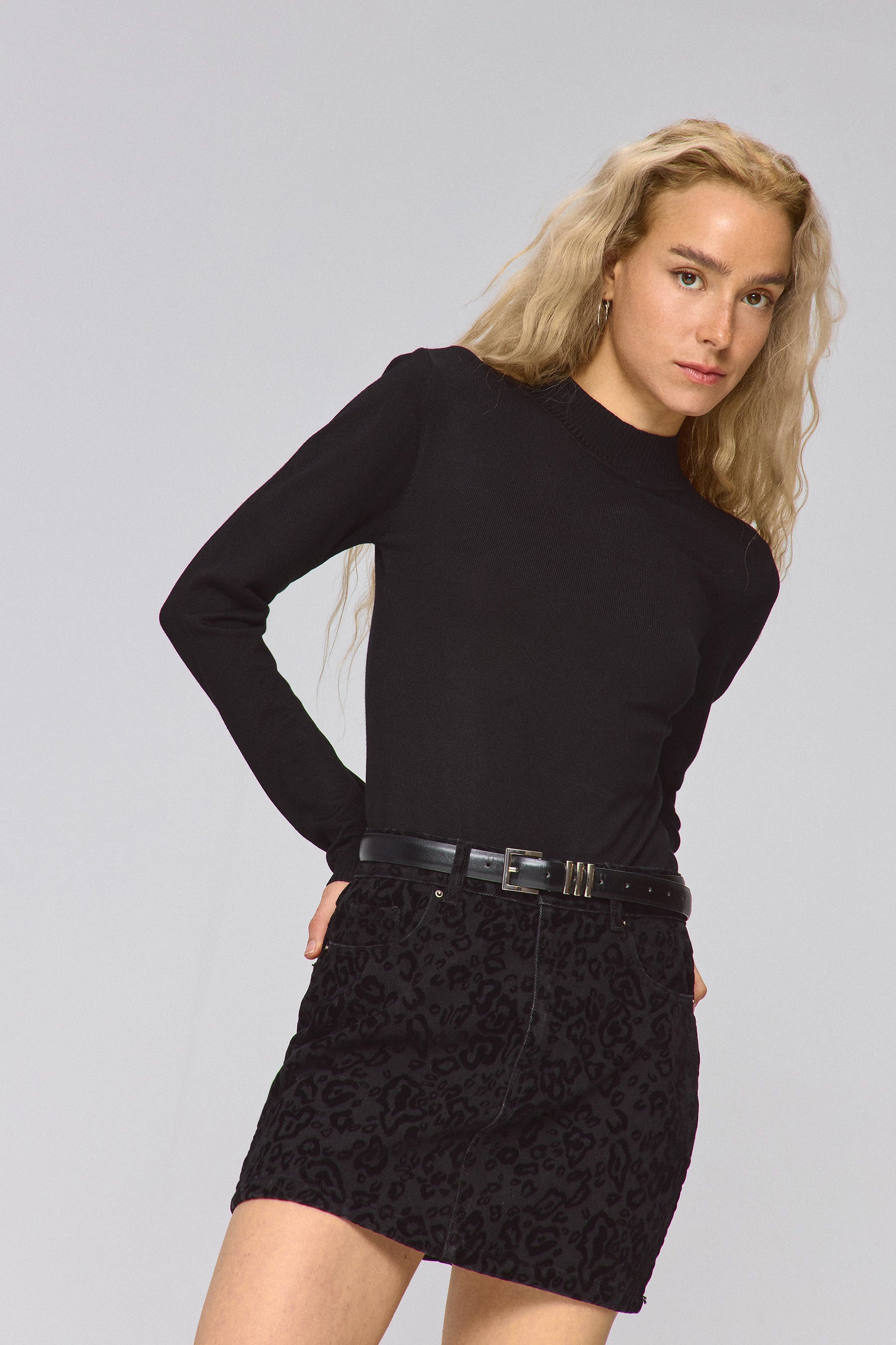 סריג חצי גולף פרומו