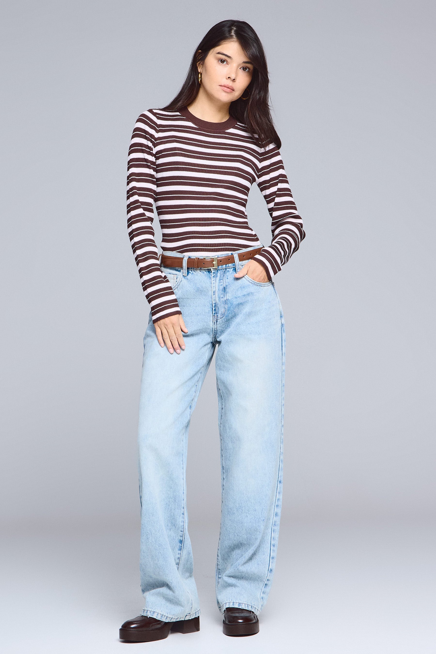 סריג ניקי ריב פסים