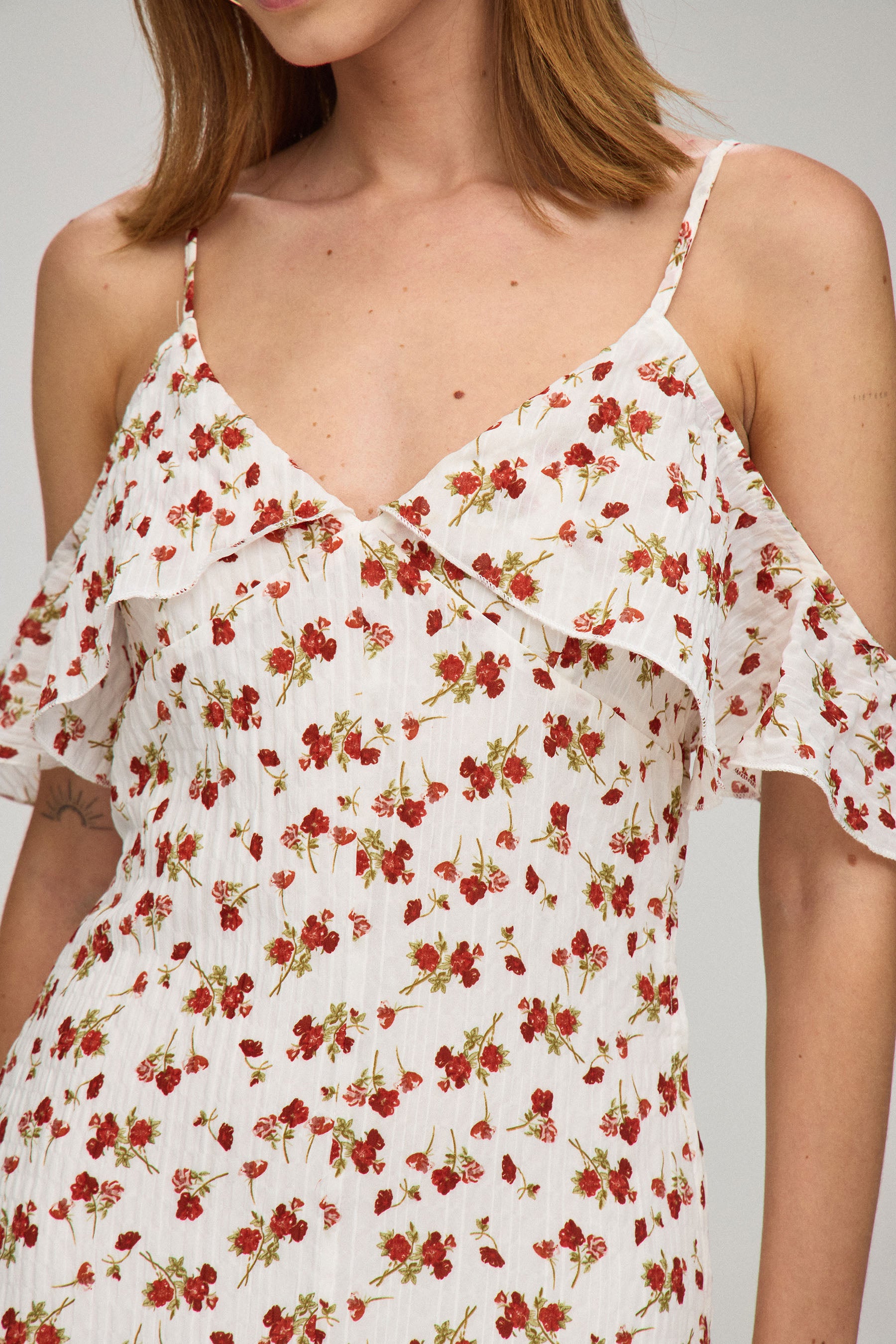שמלת מקסי כתפיות