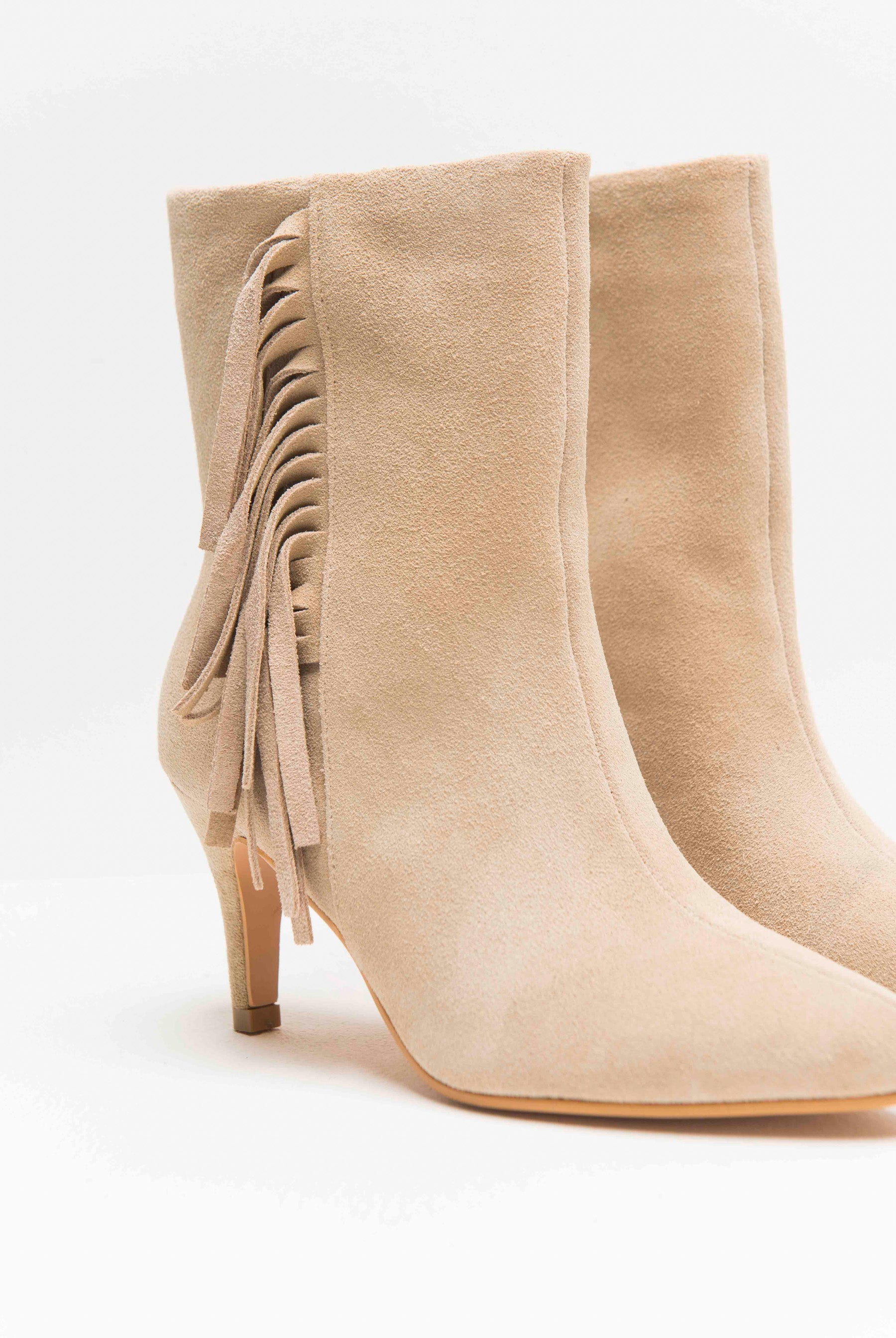 מגפוני זמש שאניה