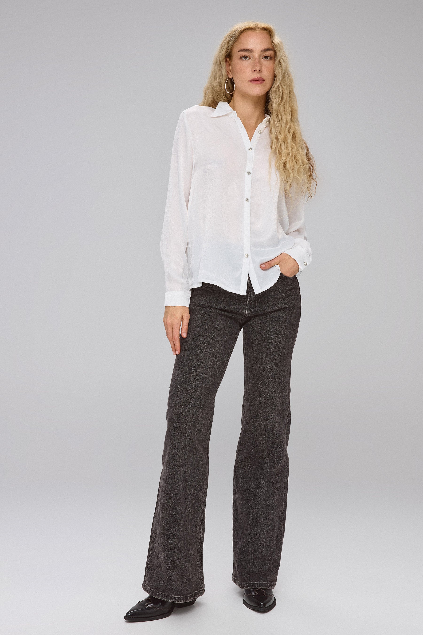 חולצה מכופתרת סאטן טקסטורה סט