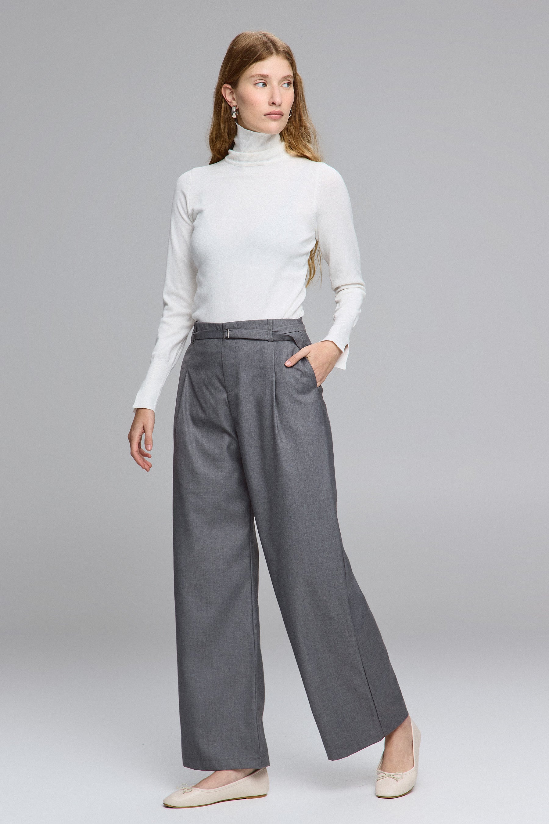 מכנסיים קפלים