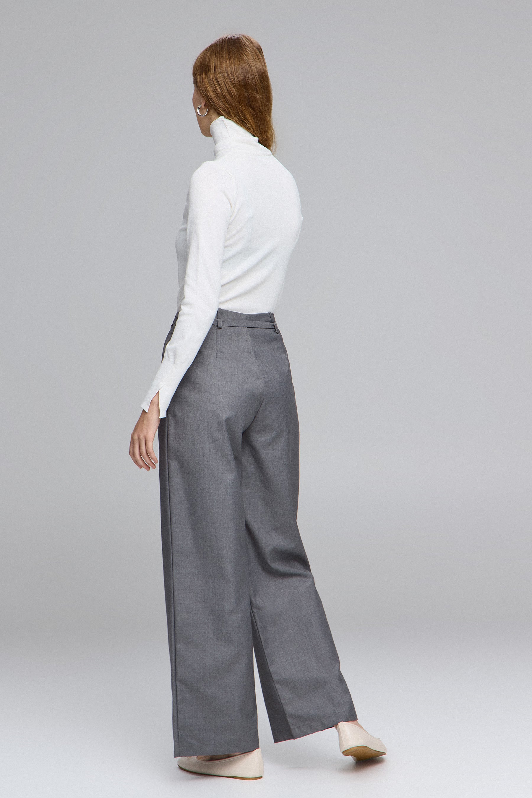 מכנסיים קפלים