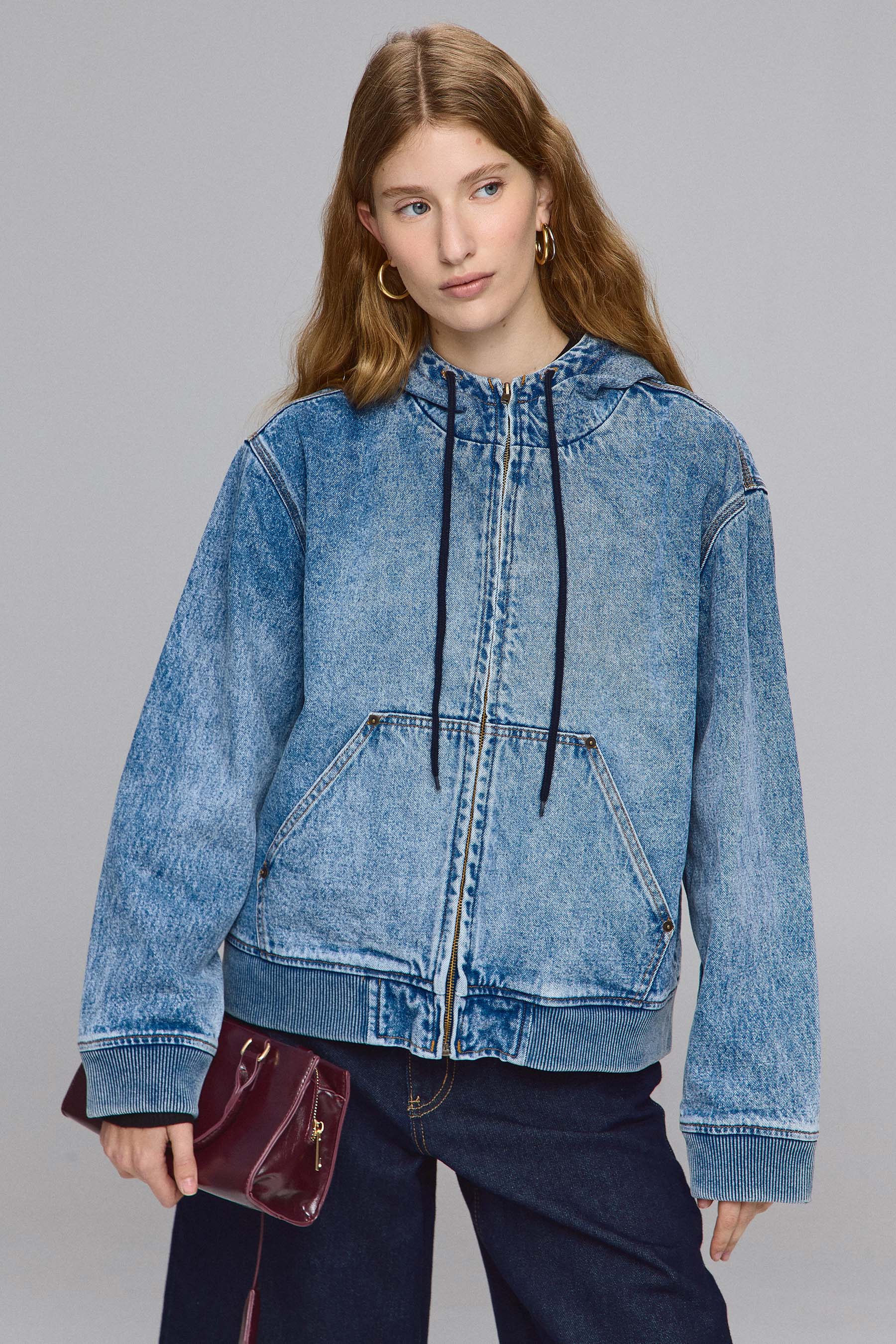 ג'קט קפוצ'ון ג'ינס