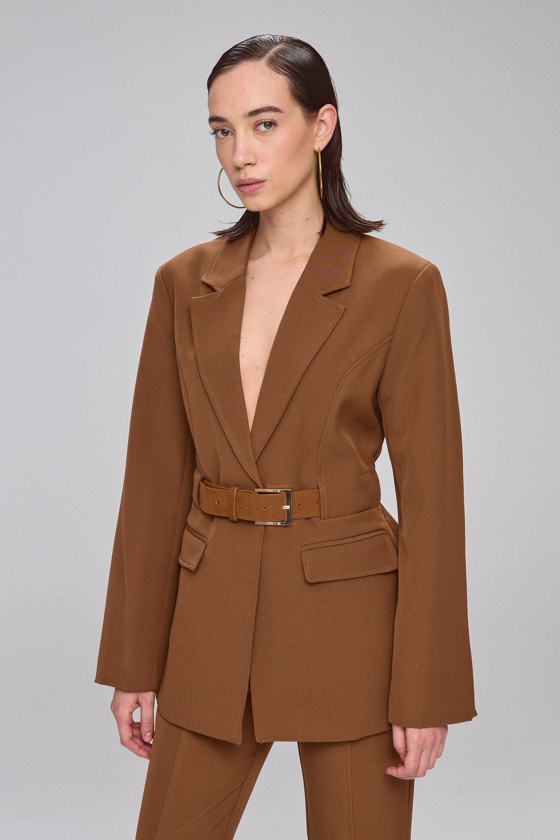 ג'קט מחוייט עם חגורה סט