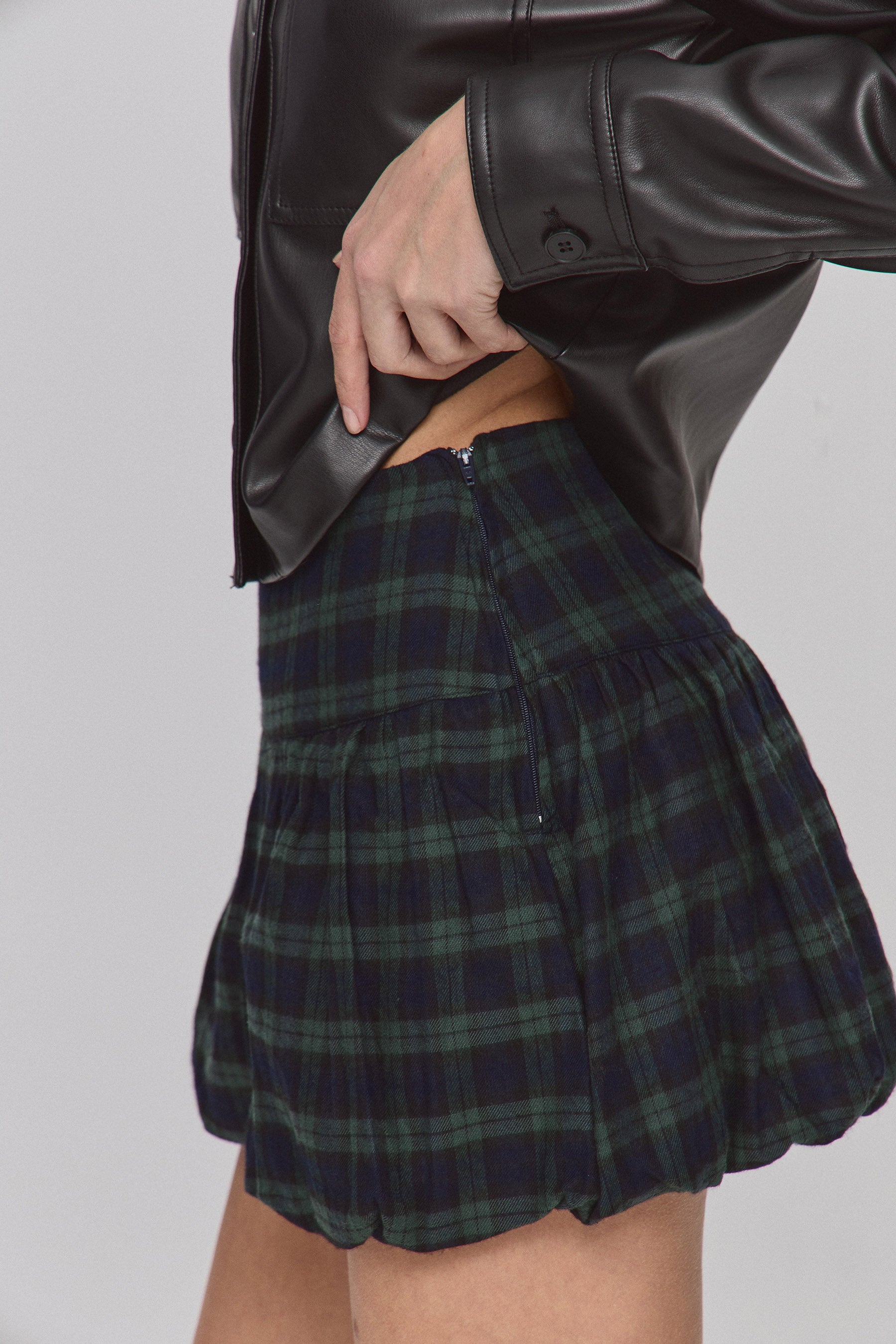 חצאית בלון משובצת