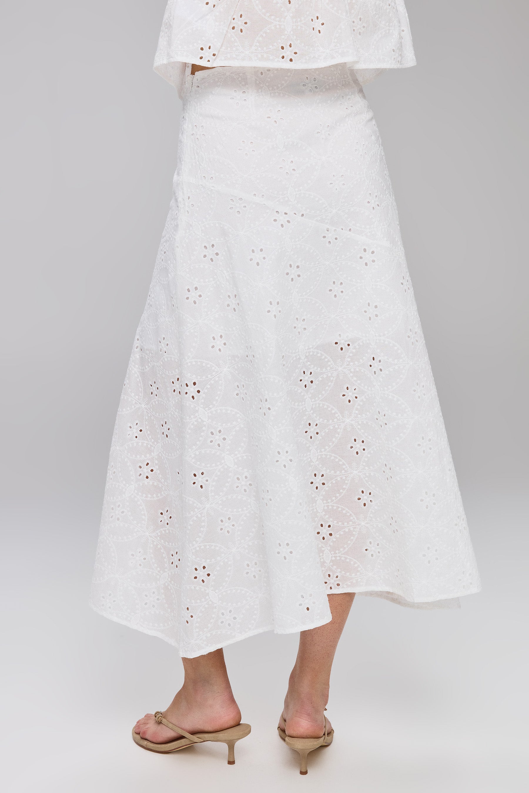 חצאית תחרה מידי סט