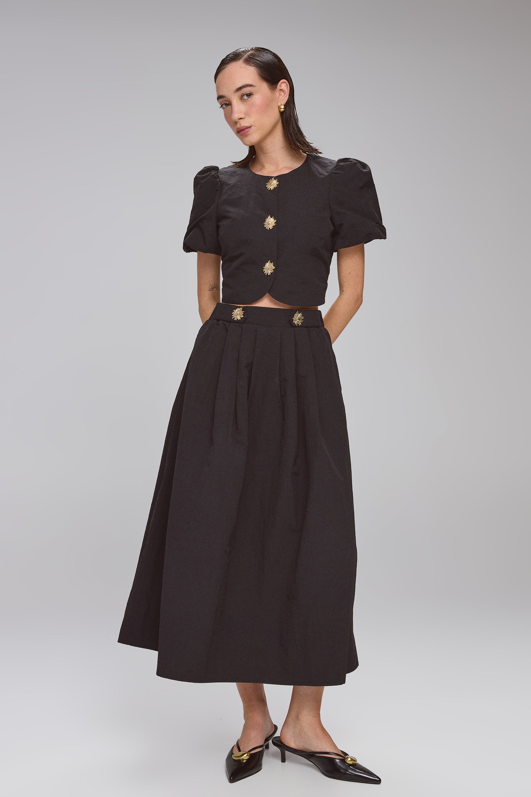 חצאית מקסי עם כפתורים מוזהבים סט