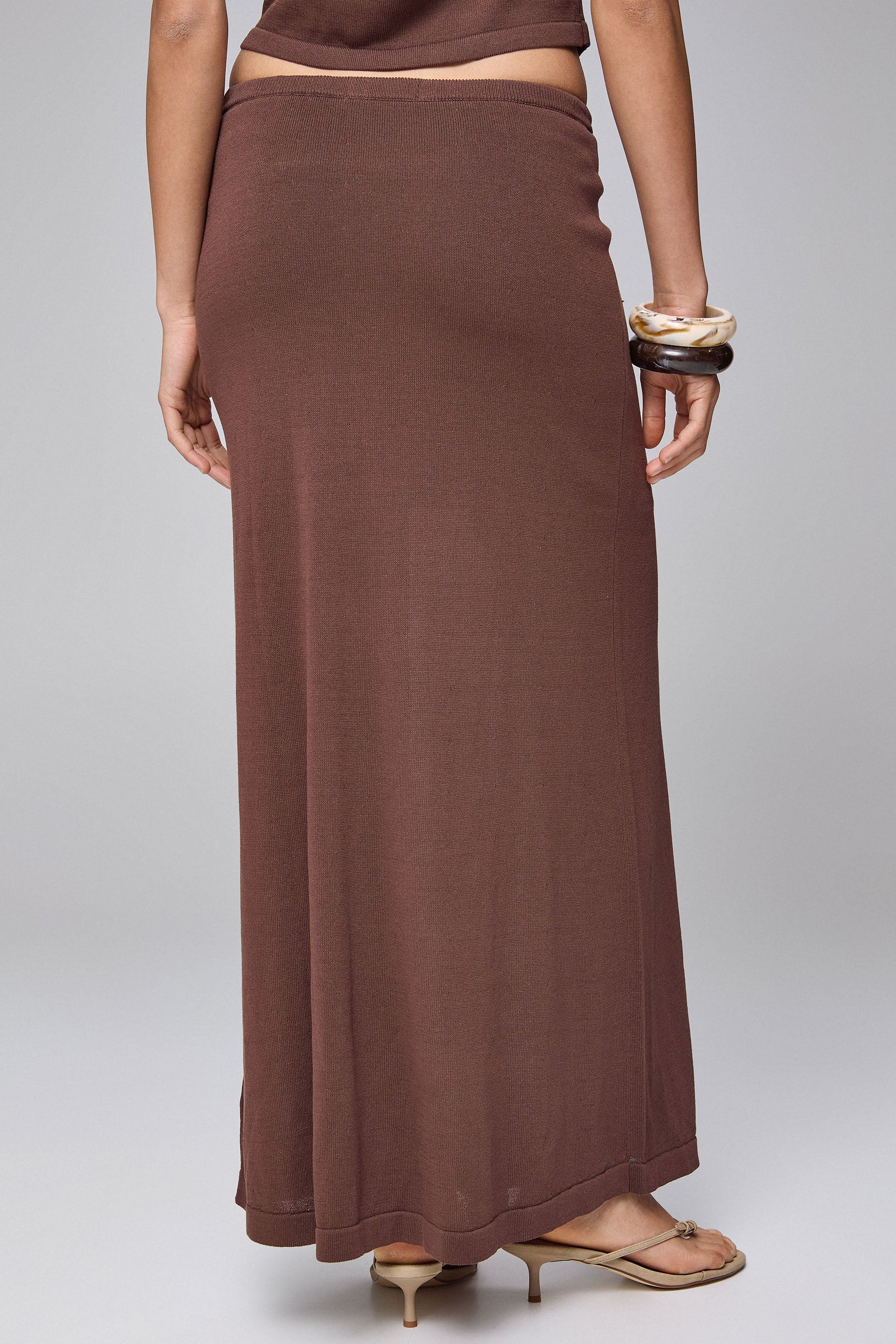 חצאית מקסי סרוגה סט