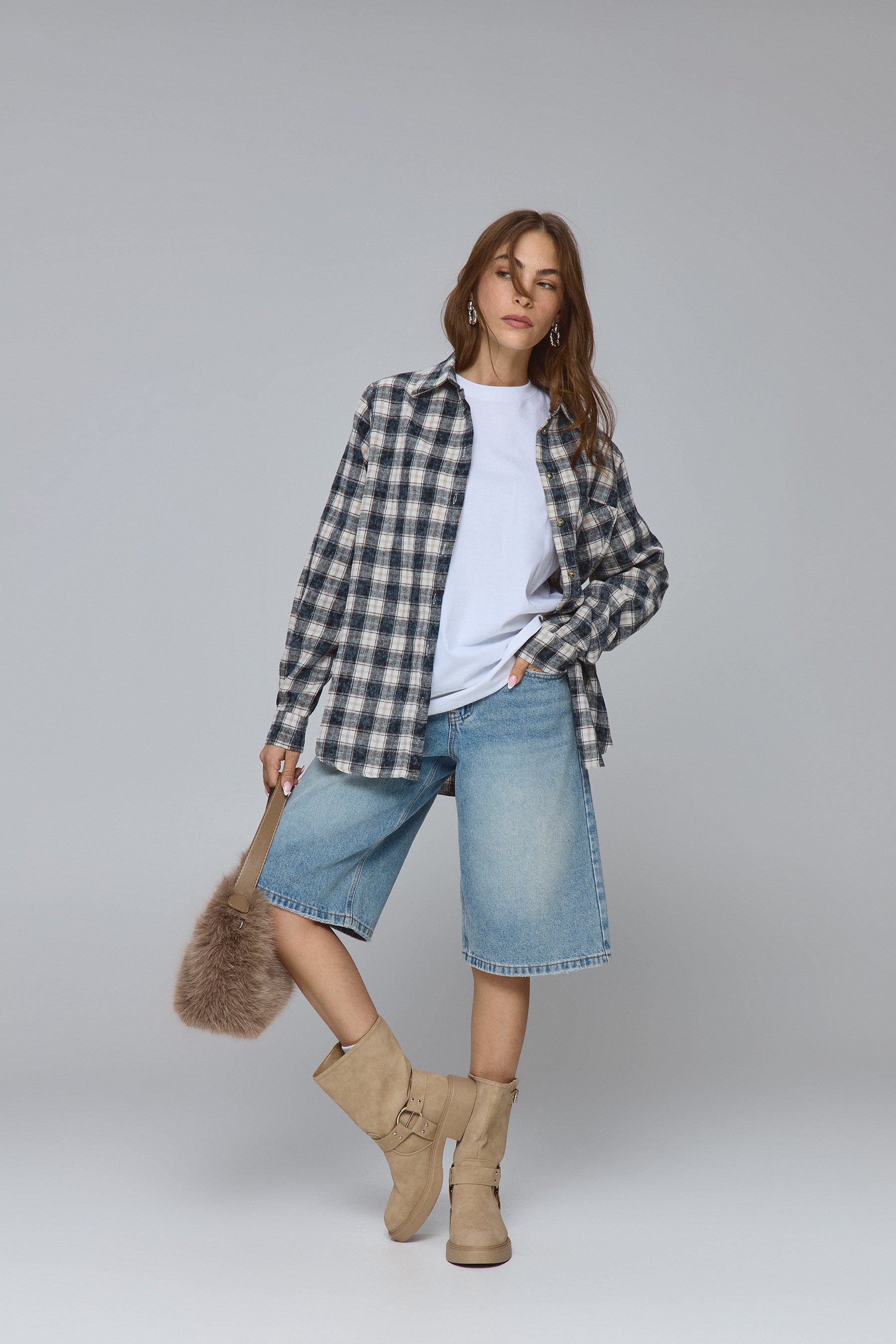 חולצה משובצת דיסטרוי