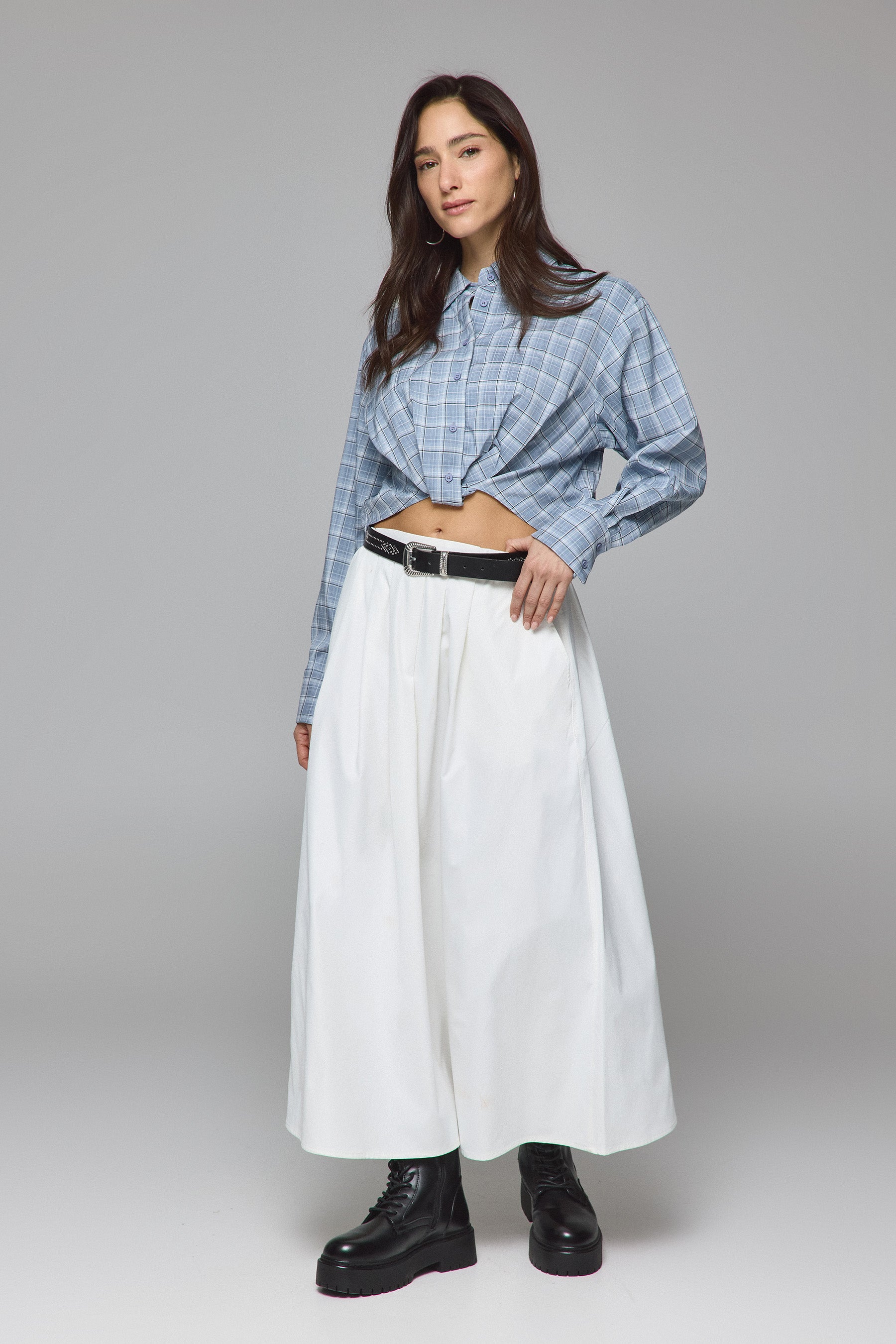 חולצה משובצת סיבוב