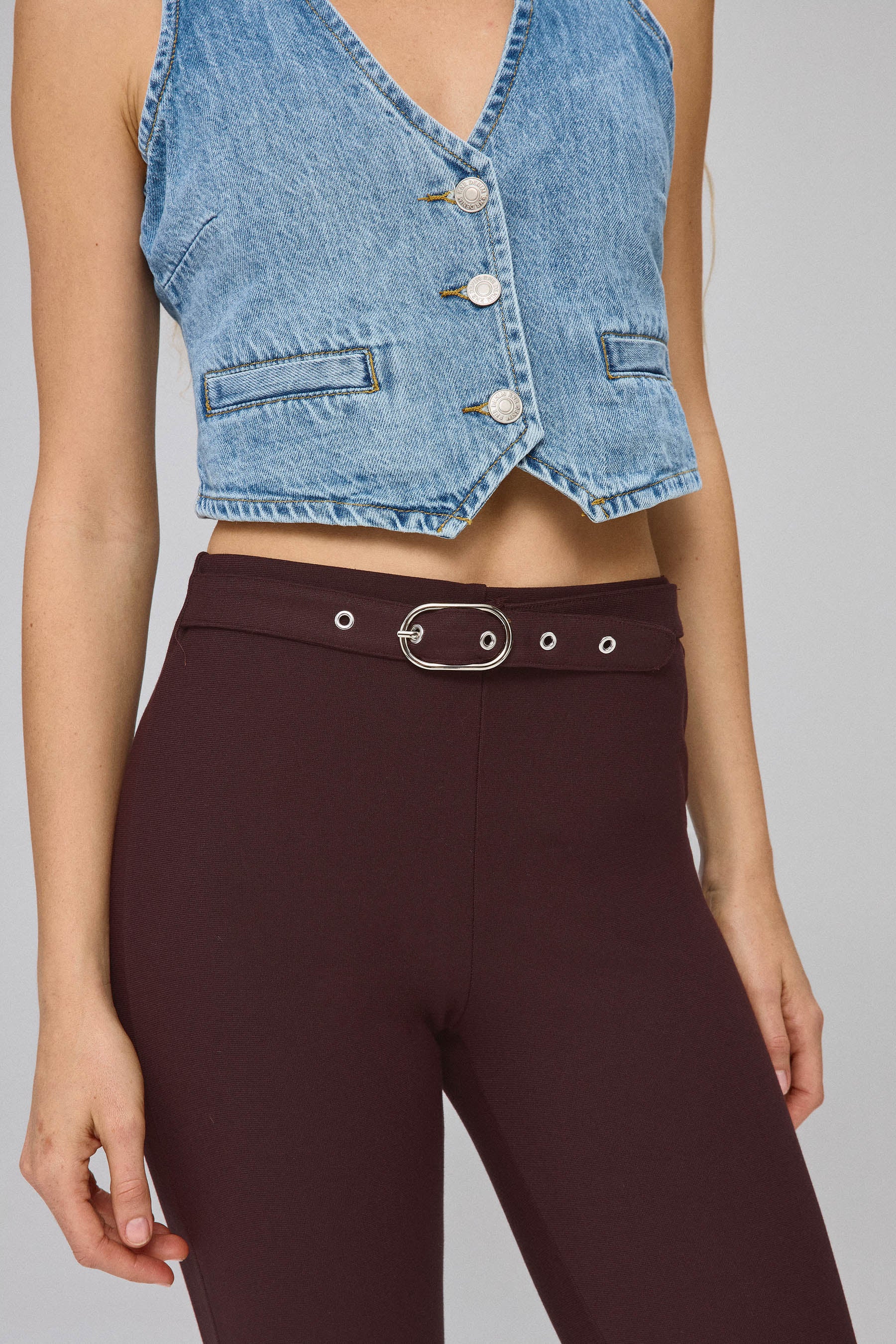 מכנס סריג עם חגורה