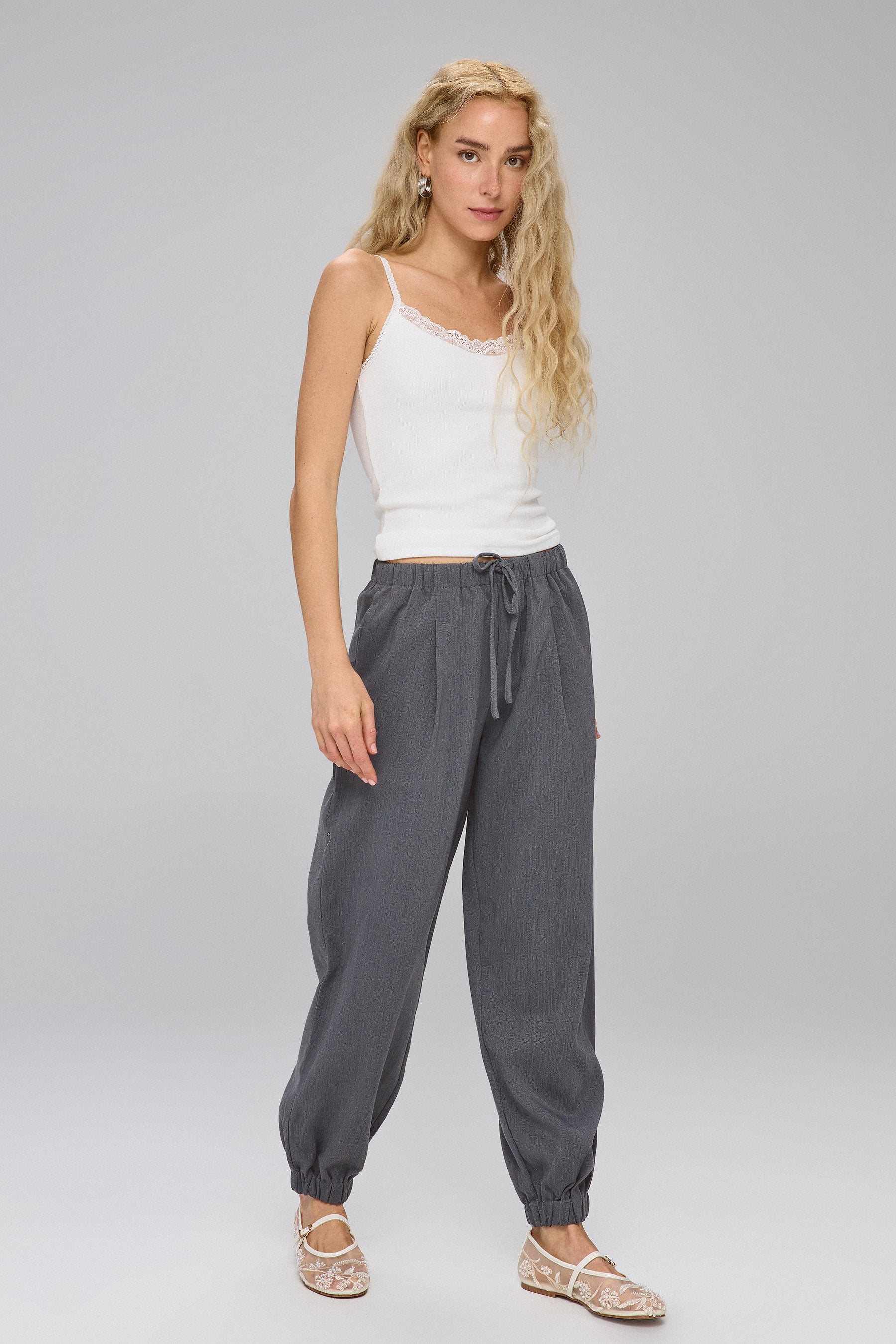 מכנסיים גומי במכפלת