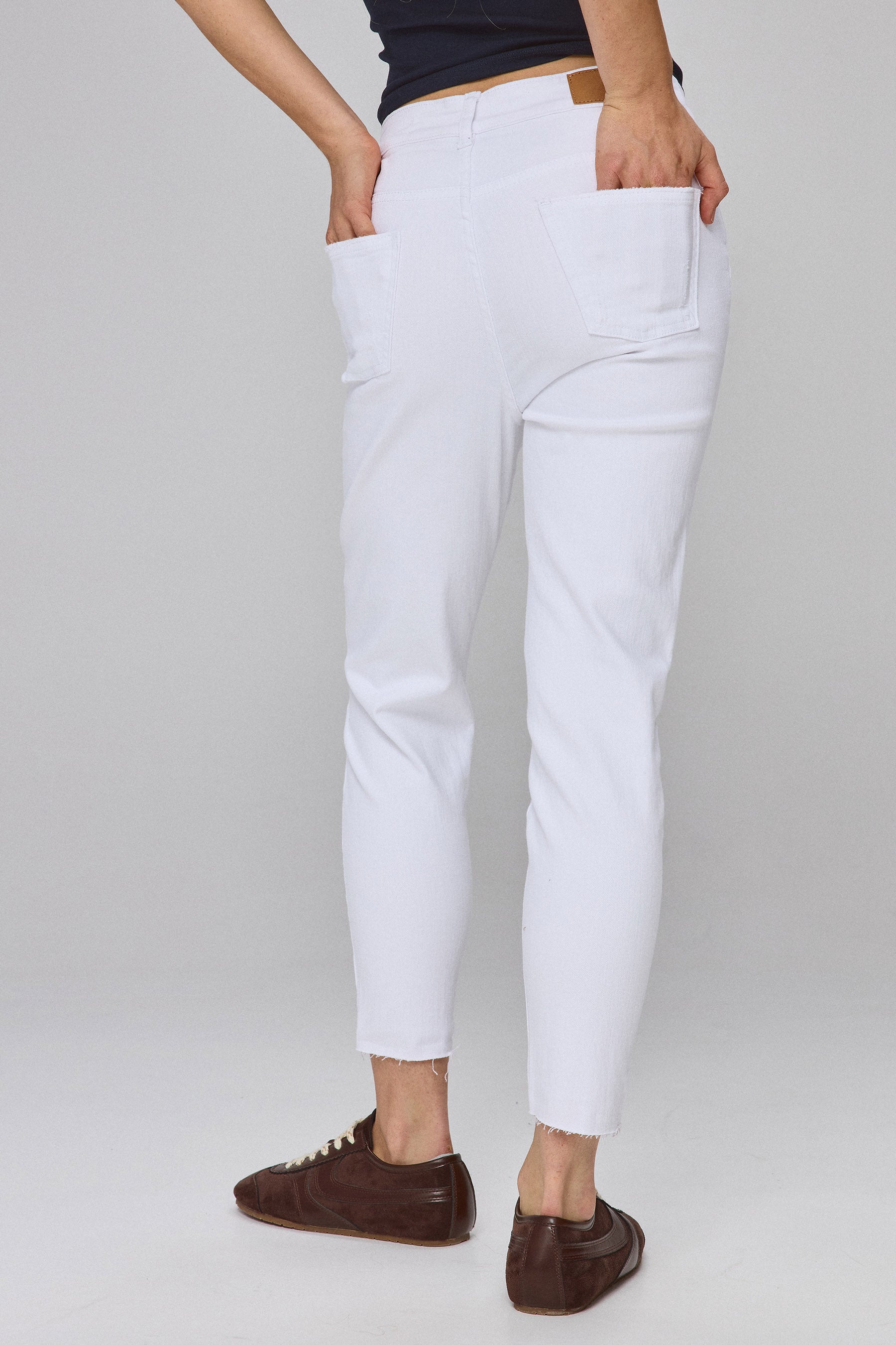 גינס בוי אלבי