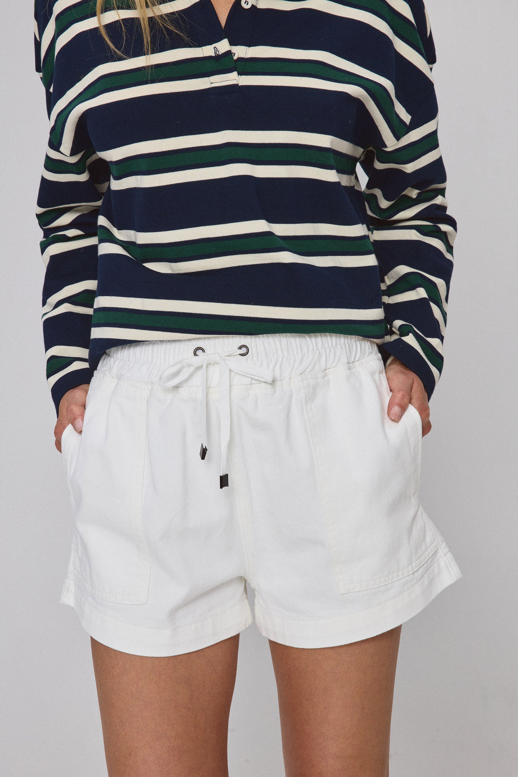 שורט גינס גומי