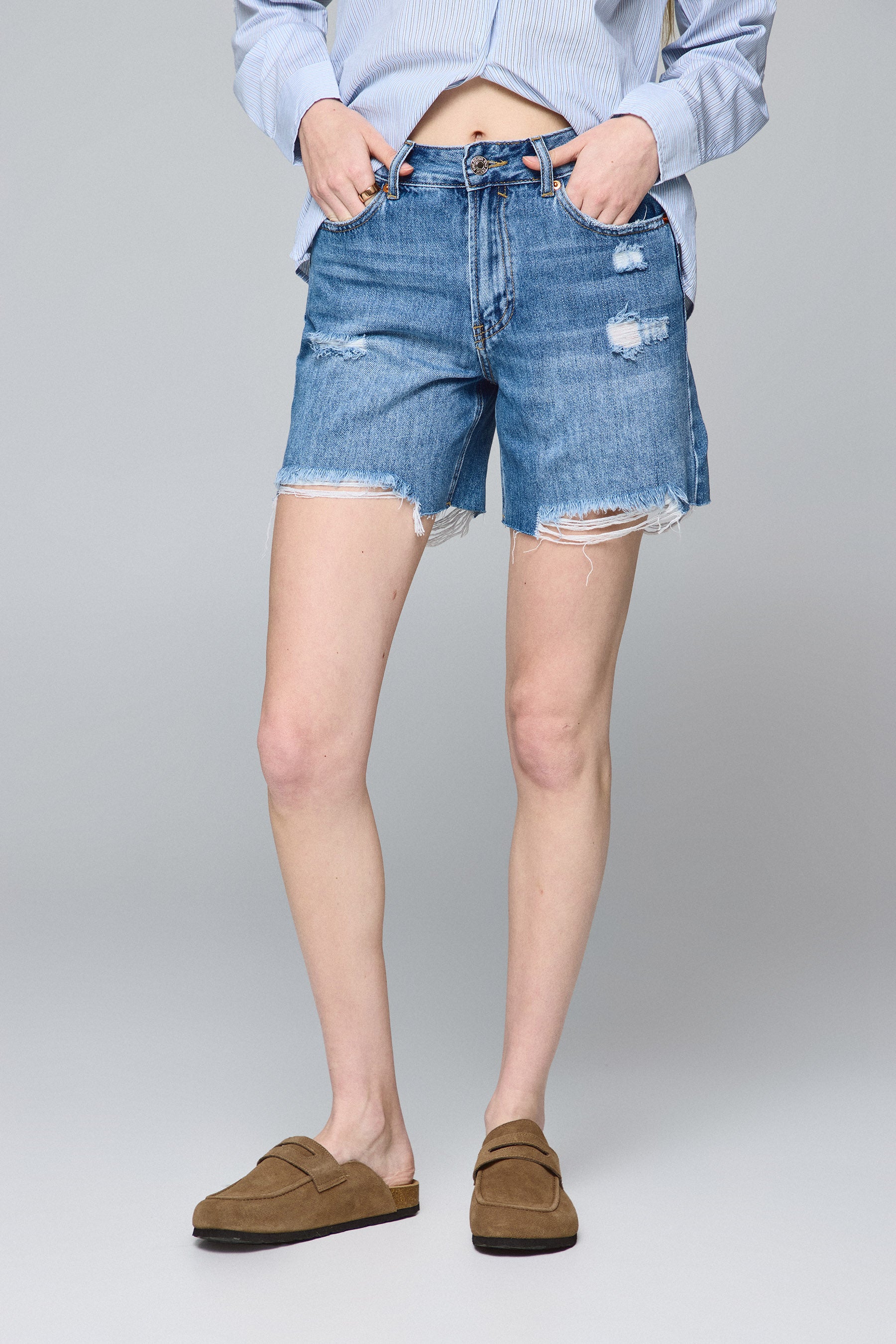 שורט גינס שרונה