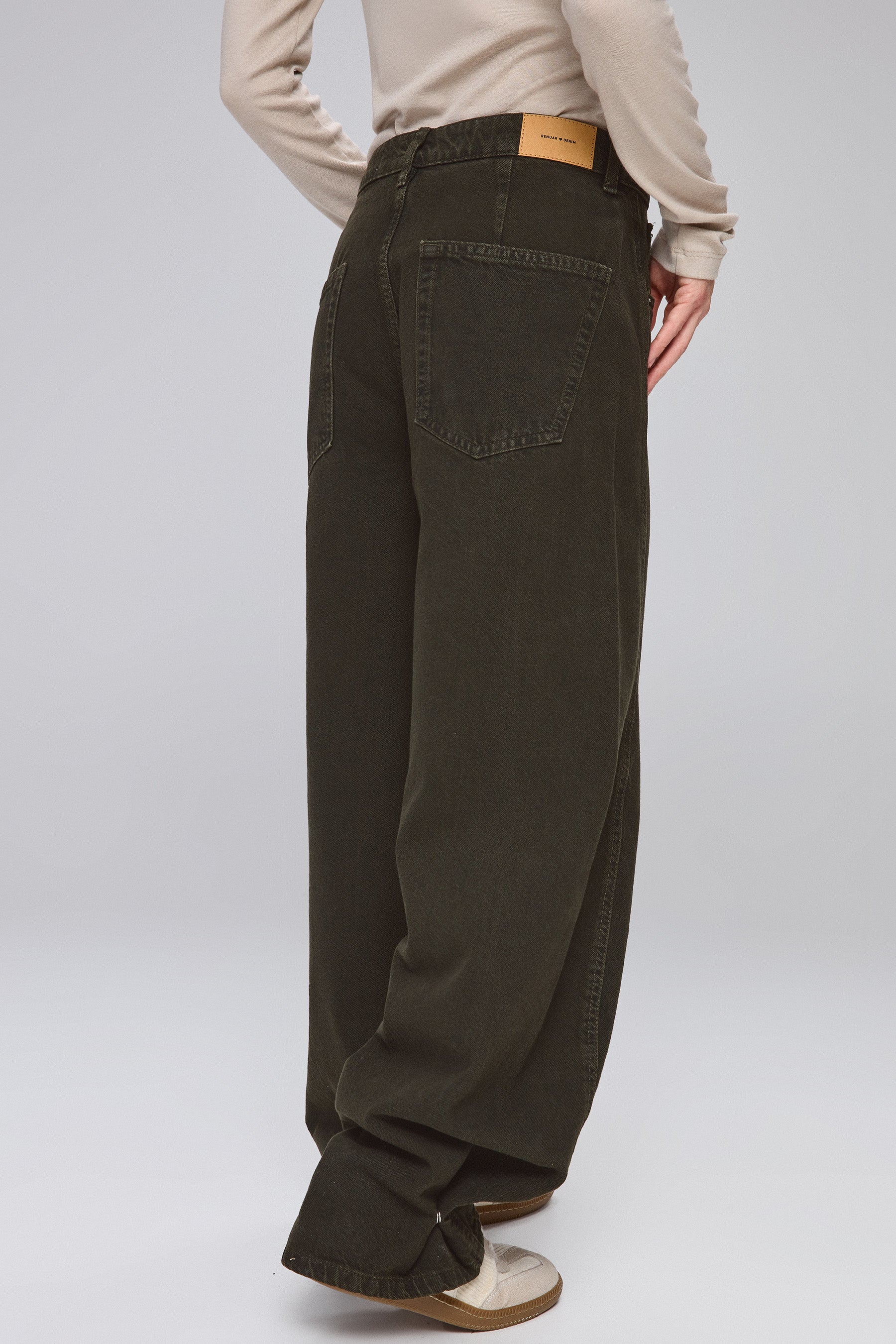 גינס בארל צבעוני